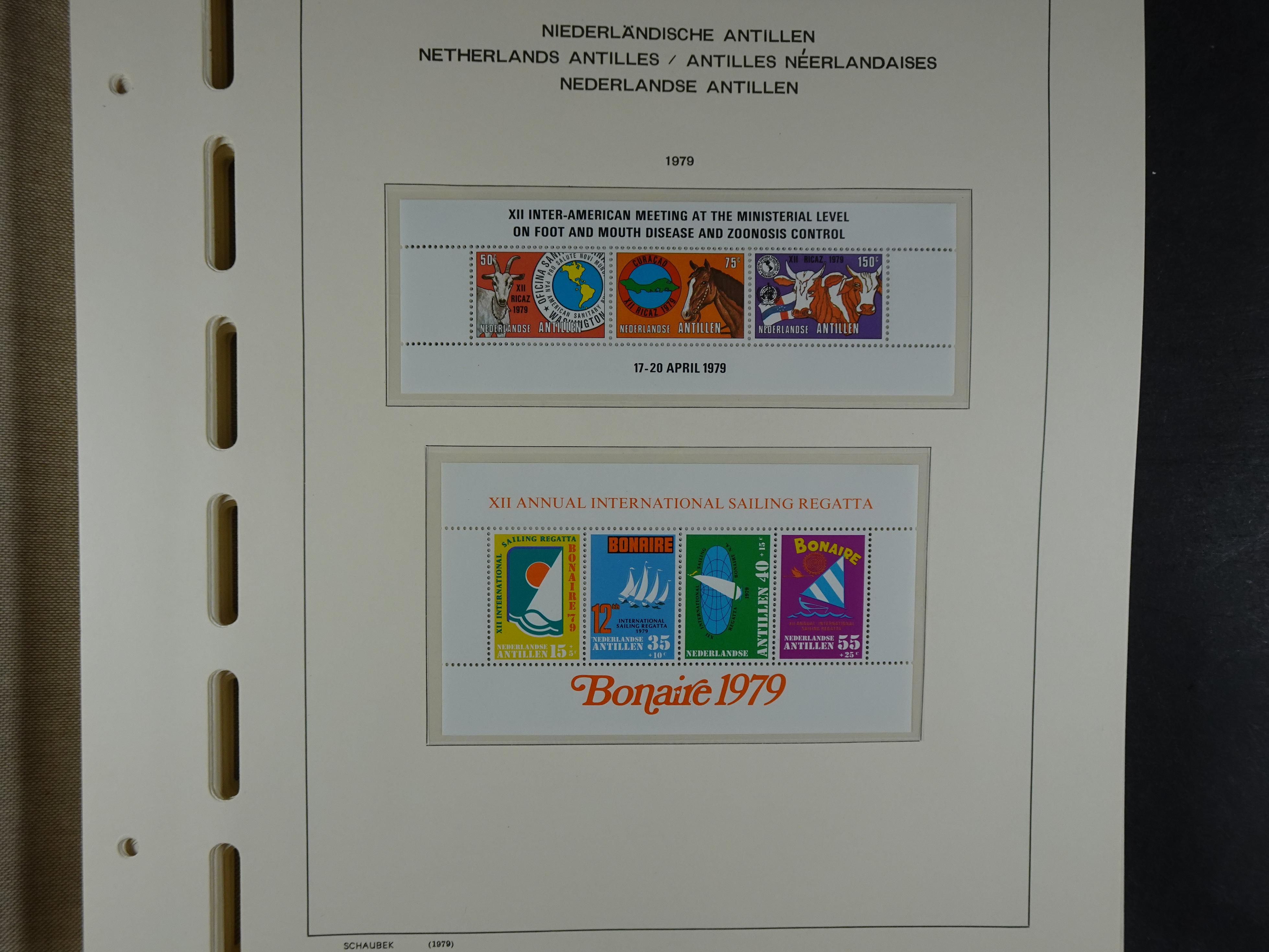 1949 - 2010 compleet postfris op ENFACE NA, deze heeft lichte plakker 169