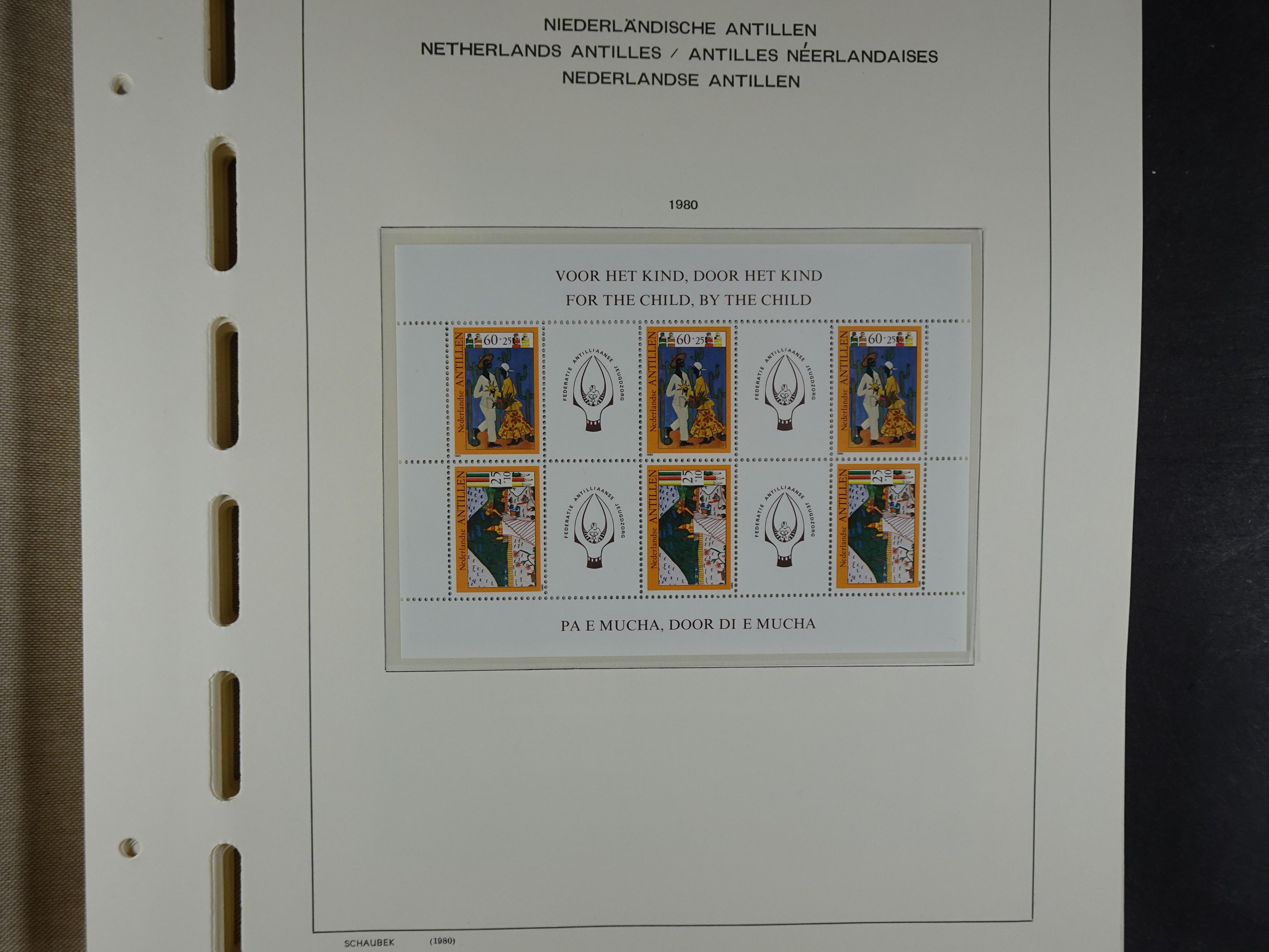 1949 - 2010 compleet postfris op ENFACE NA, deze heeft lichte plakker 171
