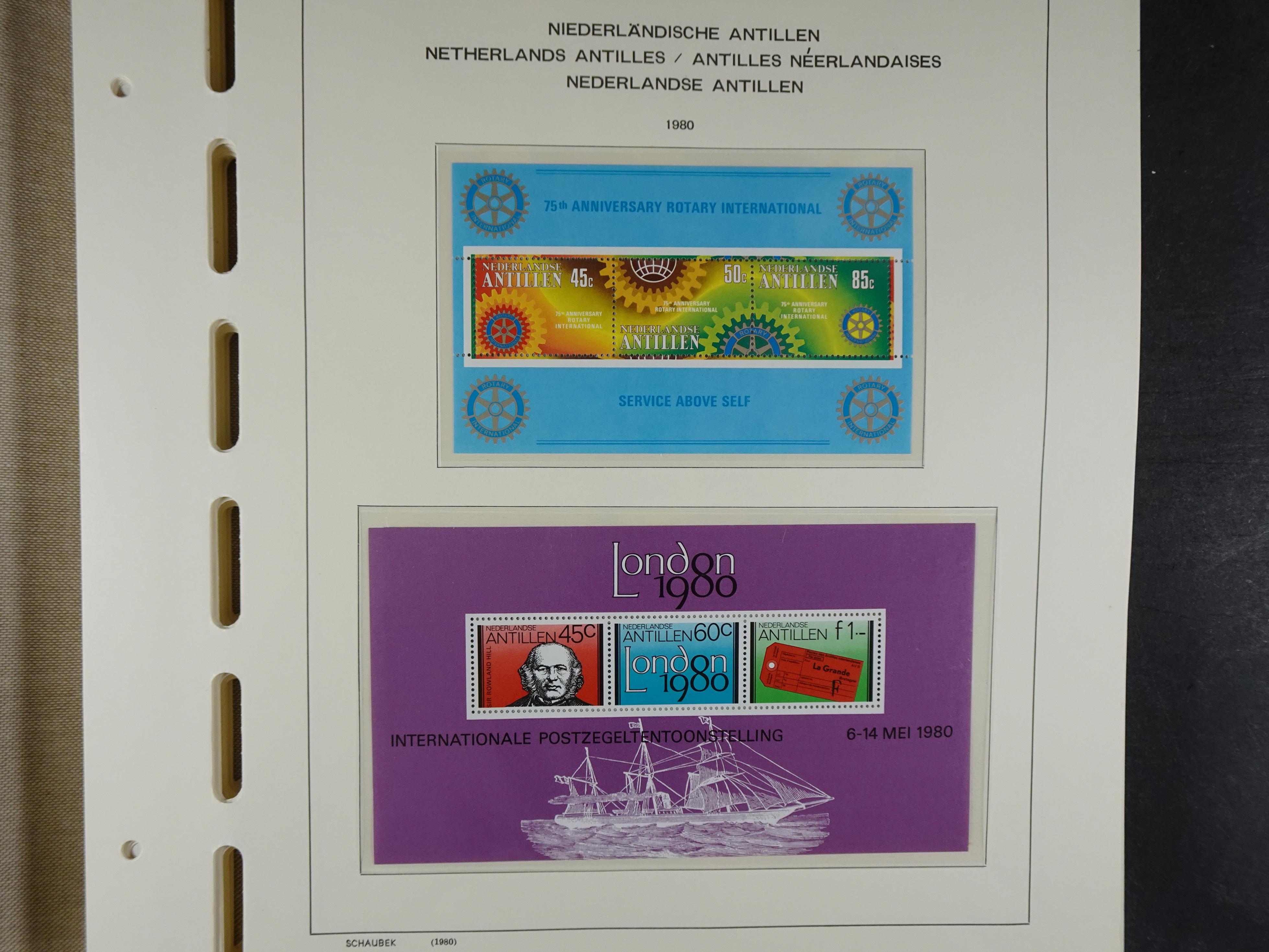 1949 - 2010 compleet postfris op ENFACE NA, deze heeft lichte plakker 172