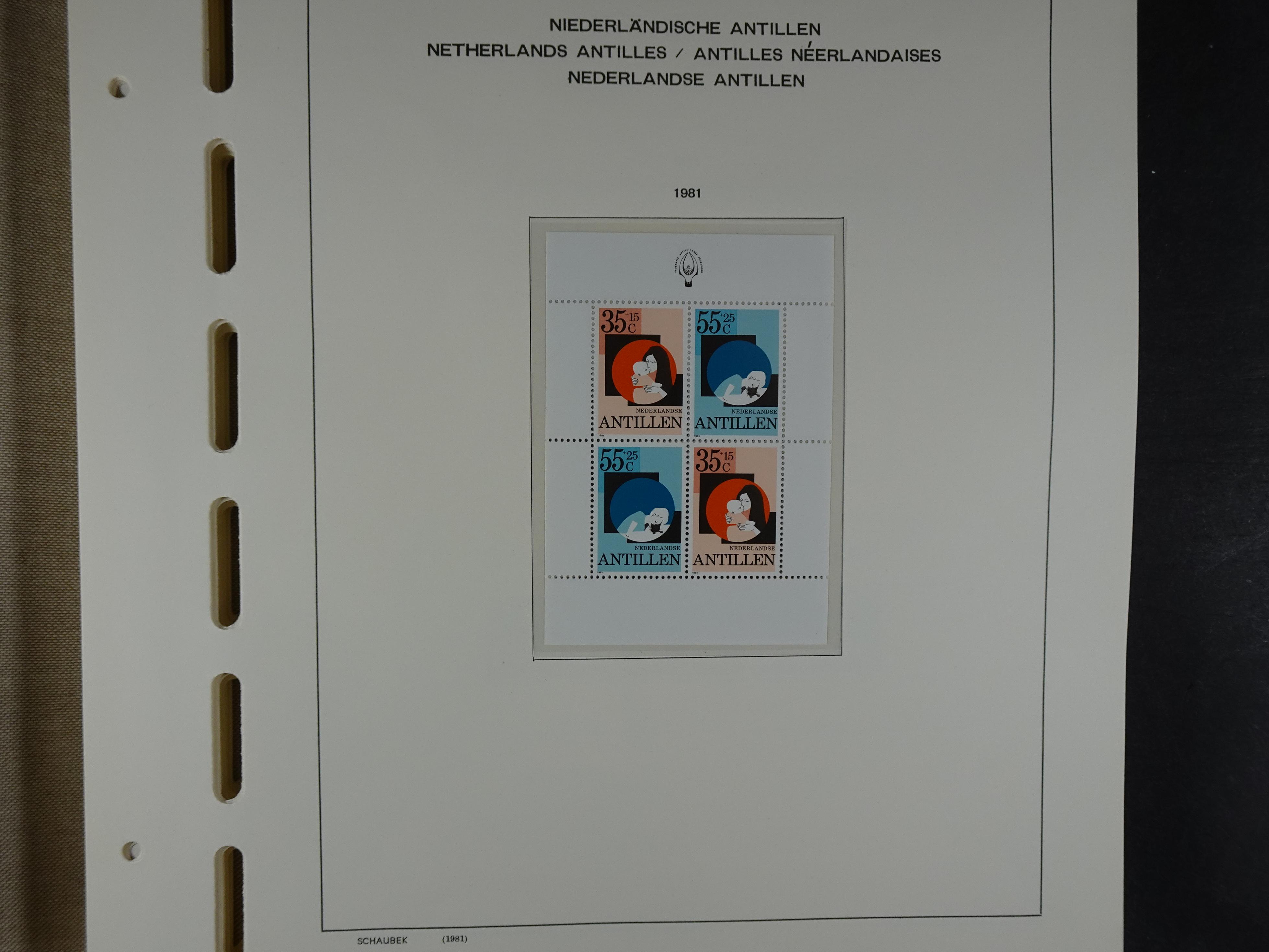 1949 - 2010 compleet postfris op ENFACE NA, deze heeft lichte plakker 173