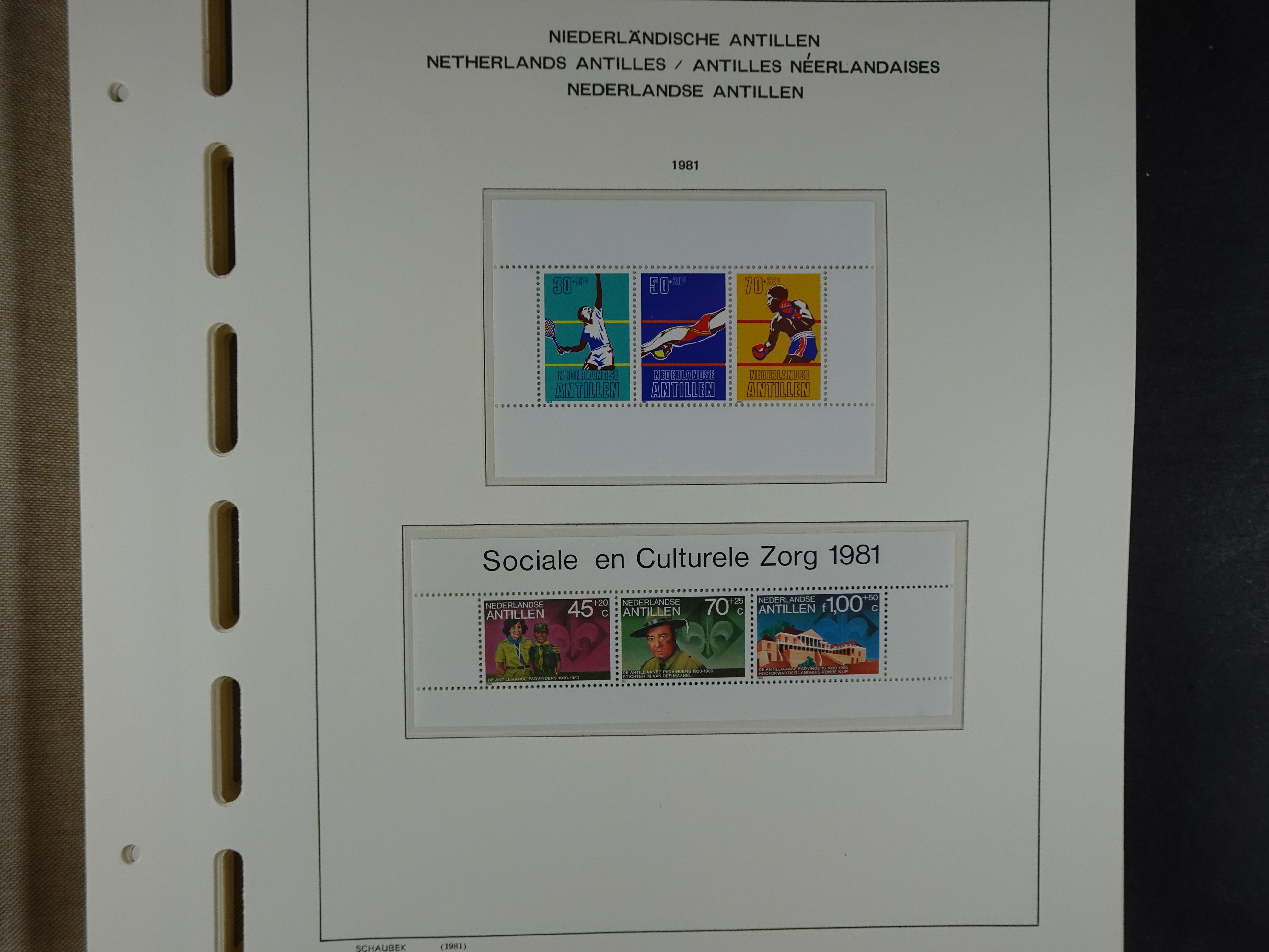 1949 - 2010 compleet postfris op ENFACE NA, deze heeft lichte plakker 174