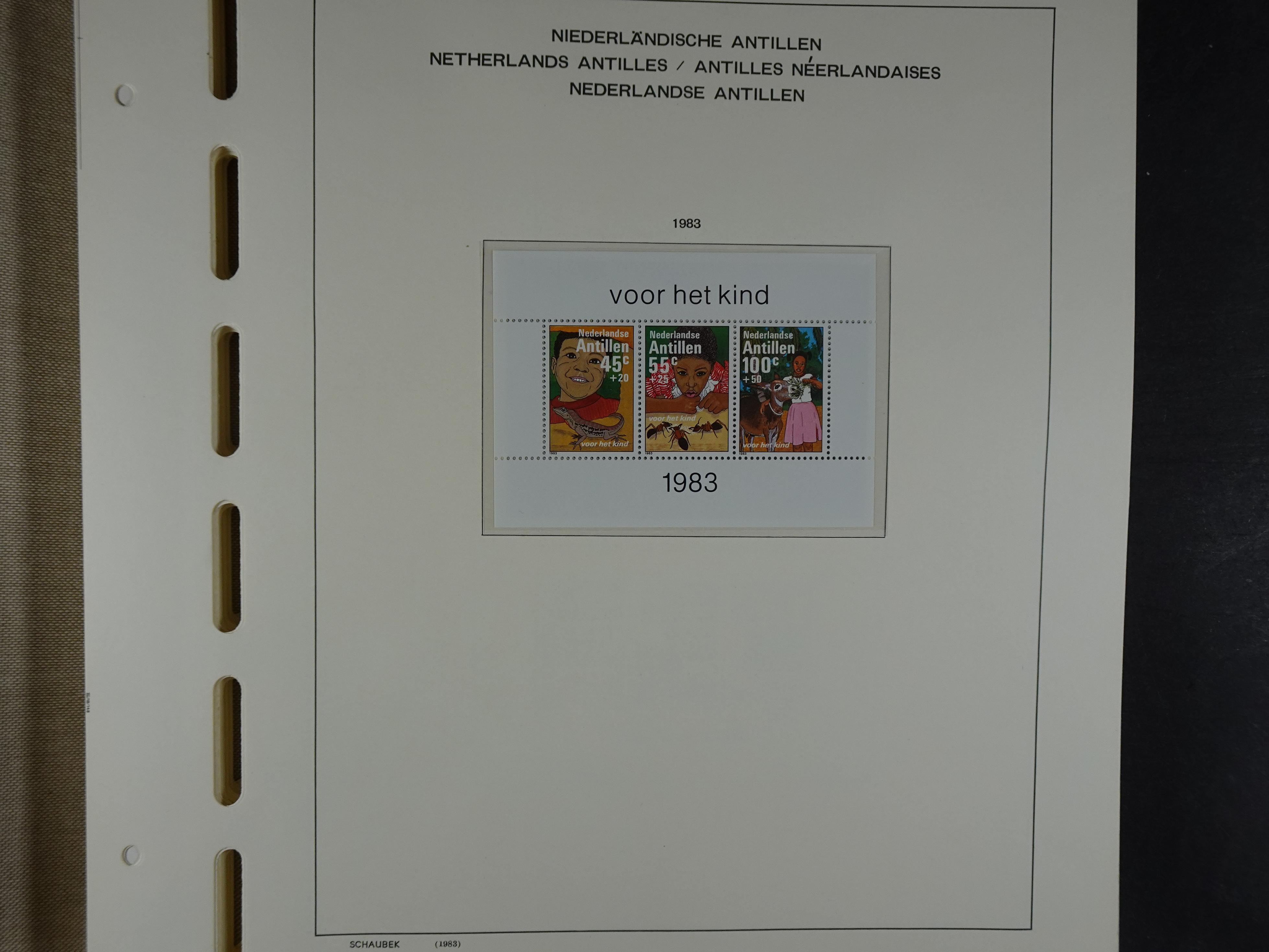 1949 - 2010 compleet postfris op ENFACE NA, deze heeft lichte plakker 178