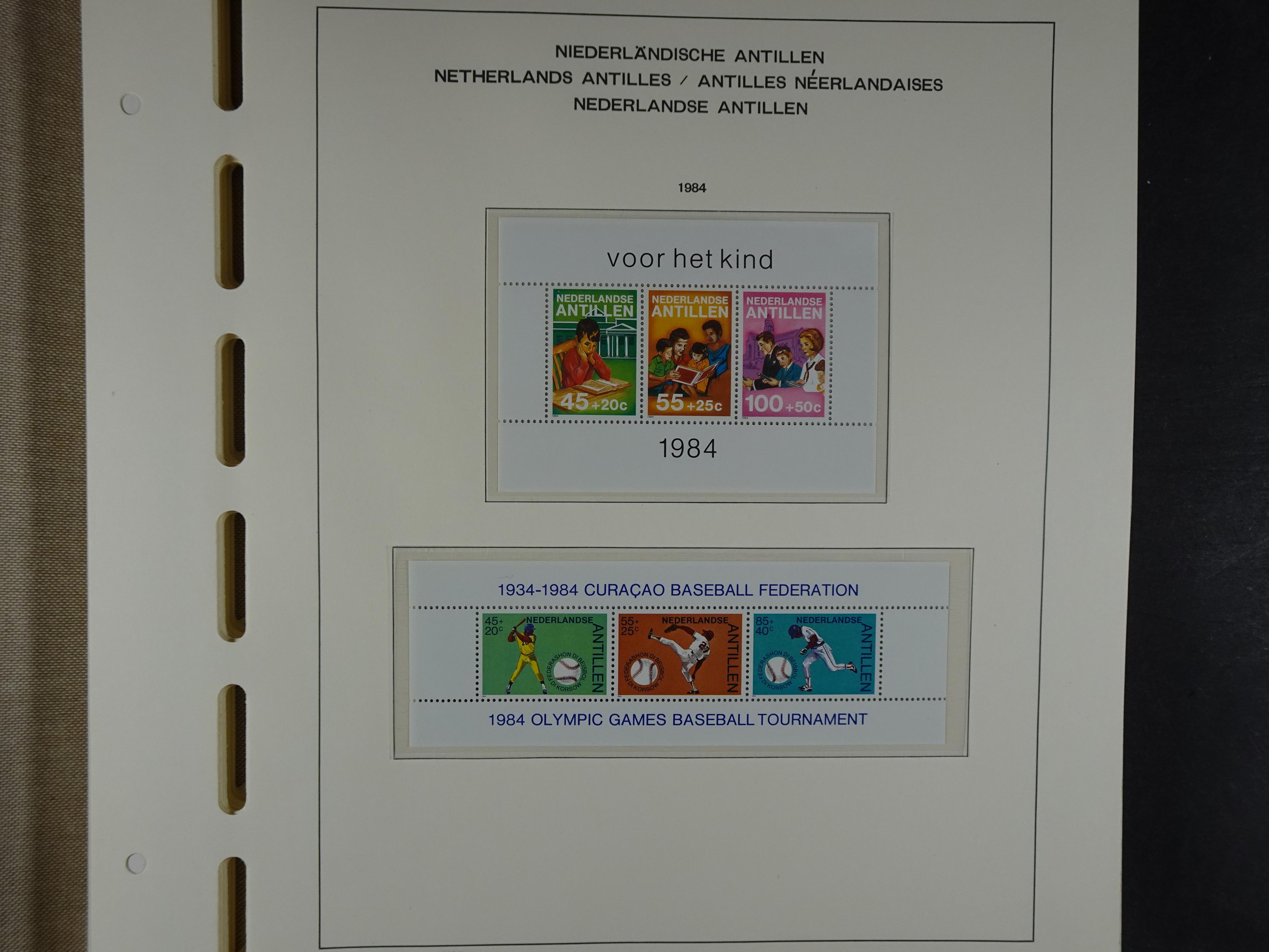 1949 - 2010 compleet postfris op ENFACE NA, deze heeft lichte plakker 180