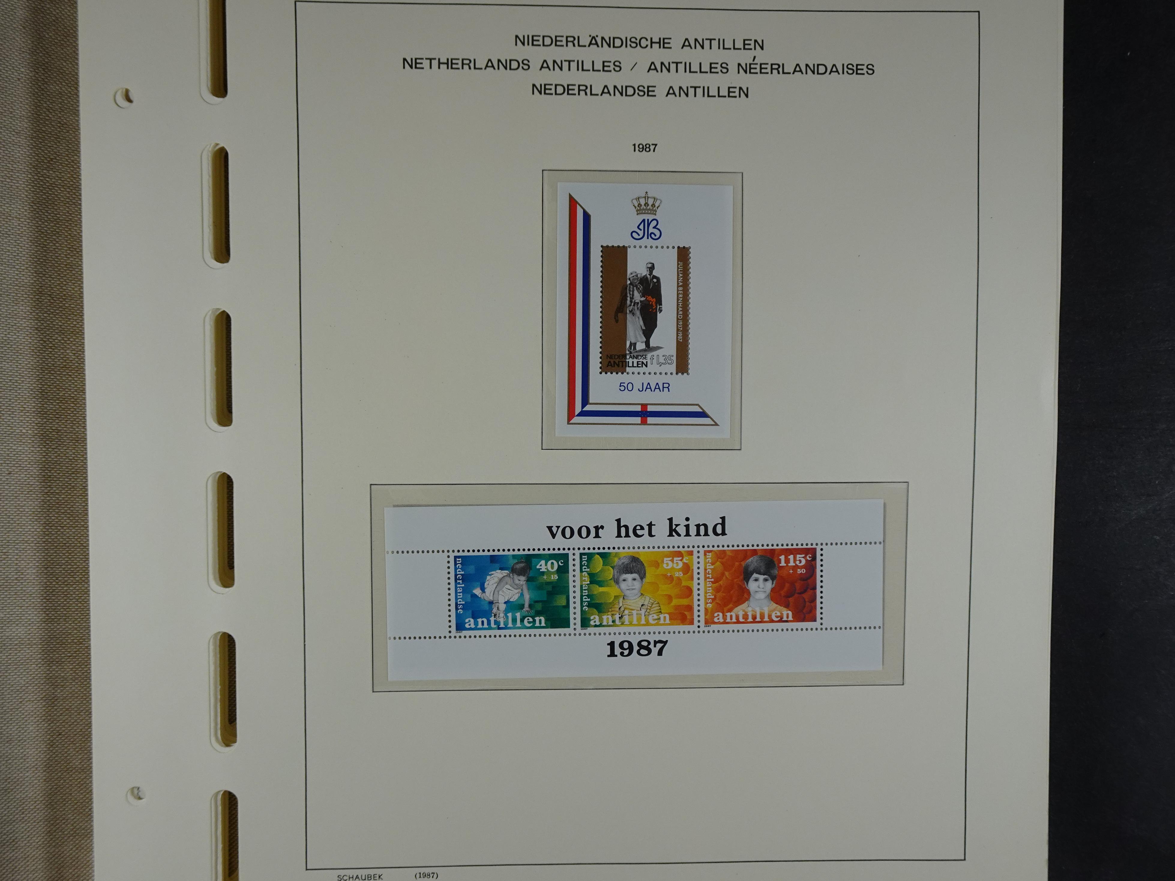 1949 - 2010 compleet postfris op ENFACE NA, deze heeft lichte plakker 183