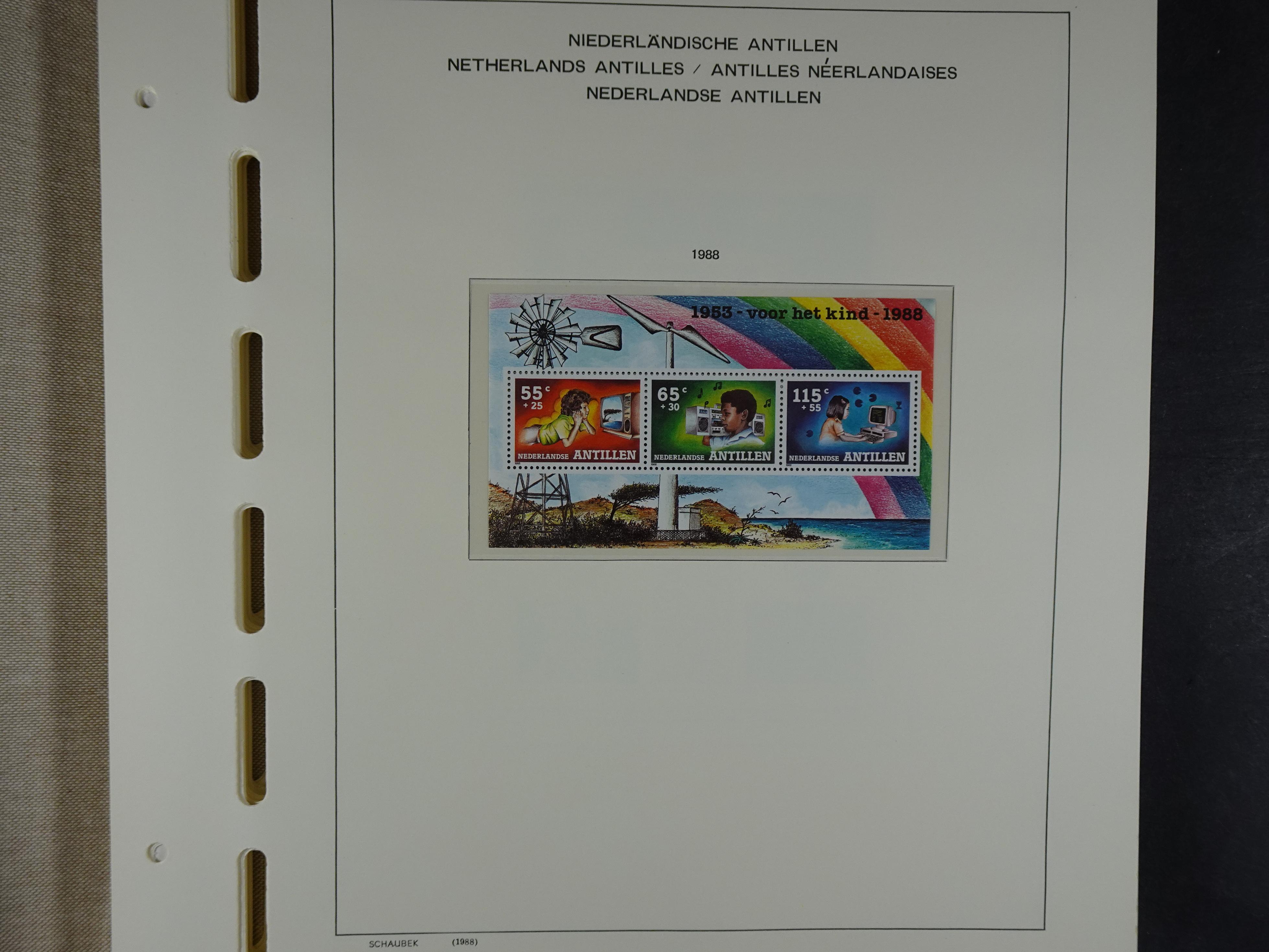 1949 - 2010 compleet postfris op ENFACE NA, deze heeft lichte plakker 184