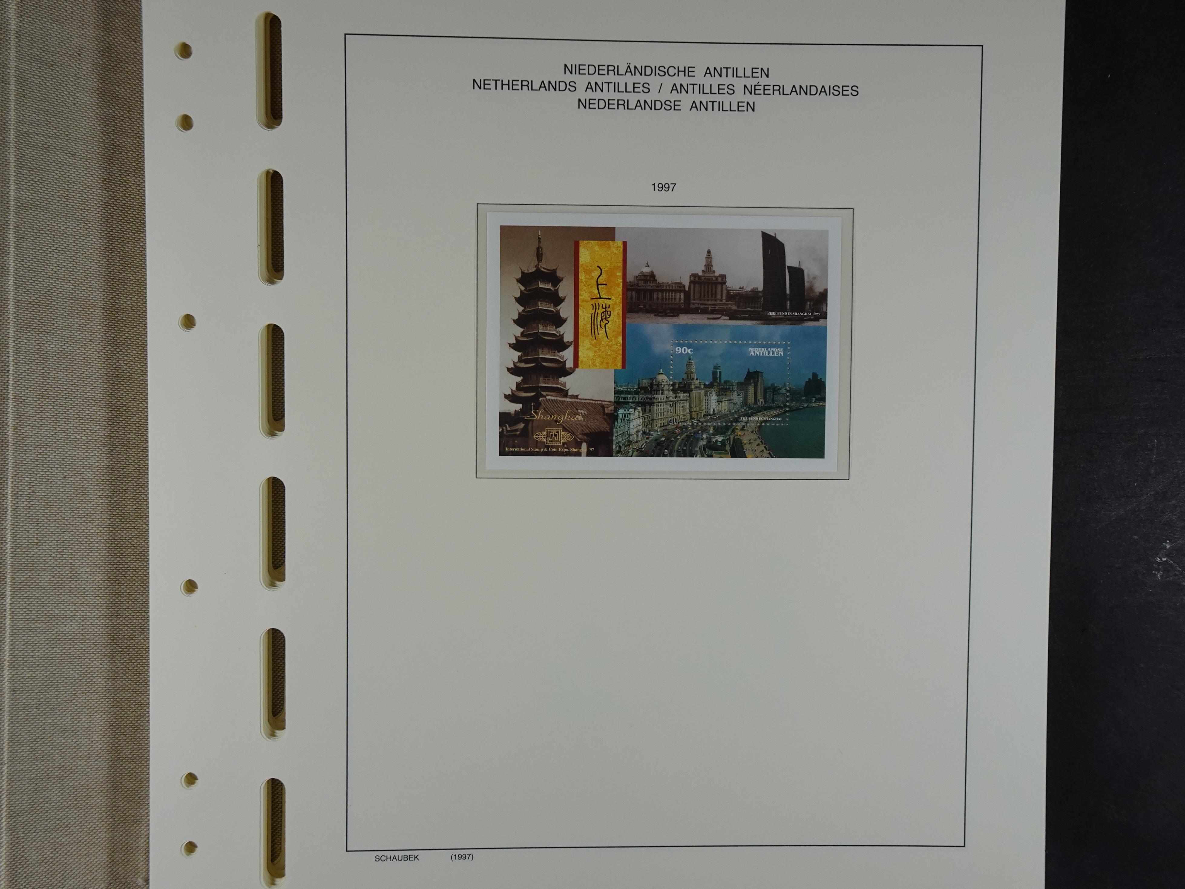 1949 - 2010 compleet postfris op ENFACE NA, deze heeft lichte plakker 193