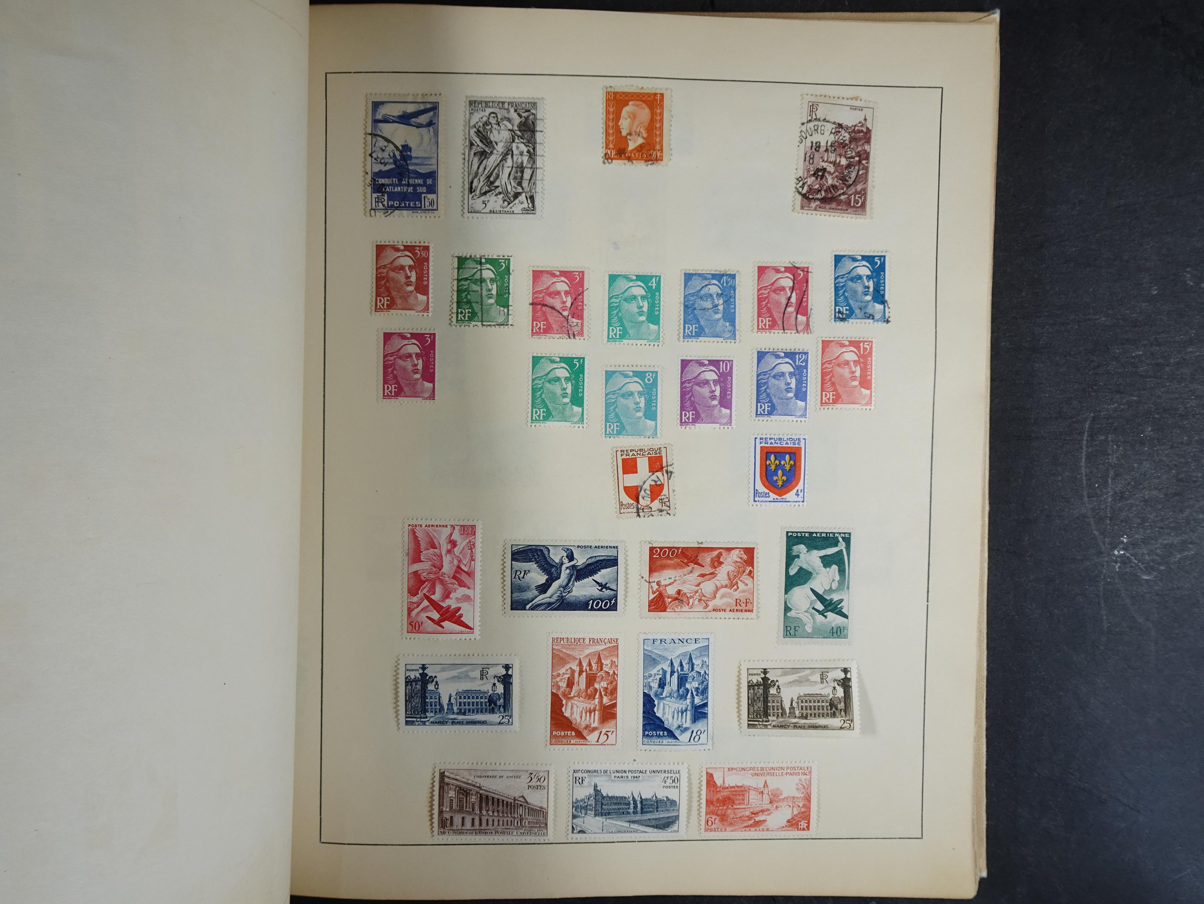 Mooie collectie met veel beter materiaal. 124