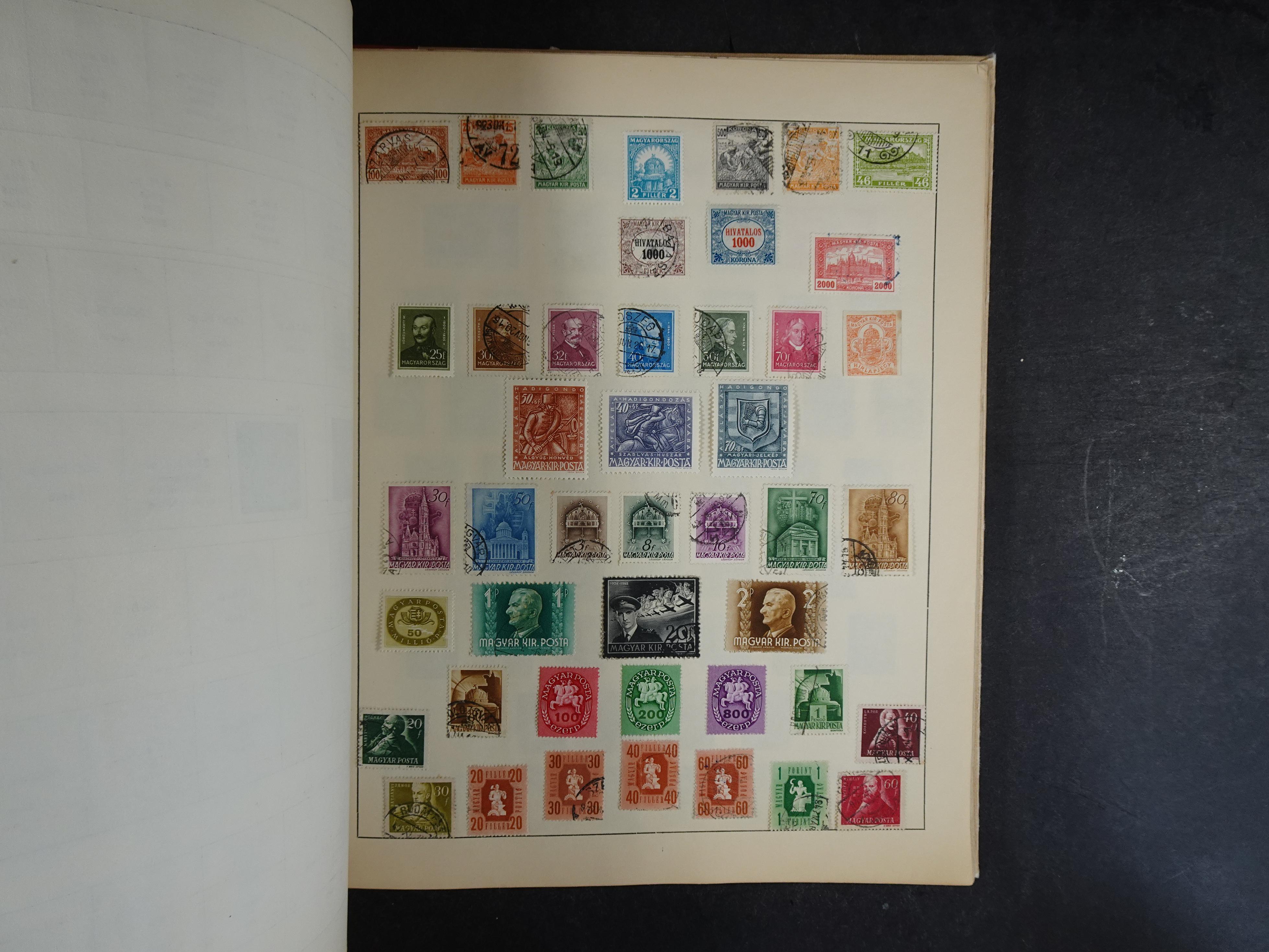 Mooie collectie met veel beter materiaal. 153