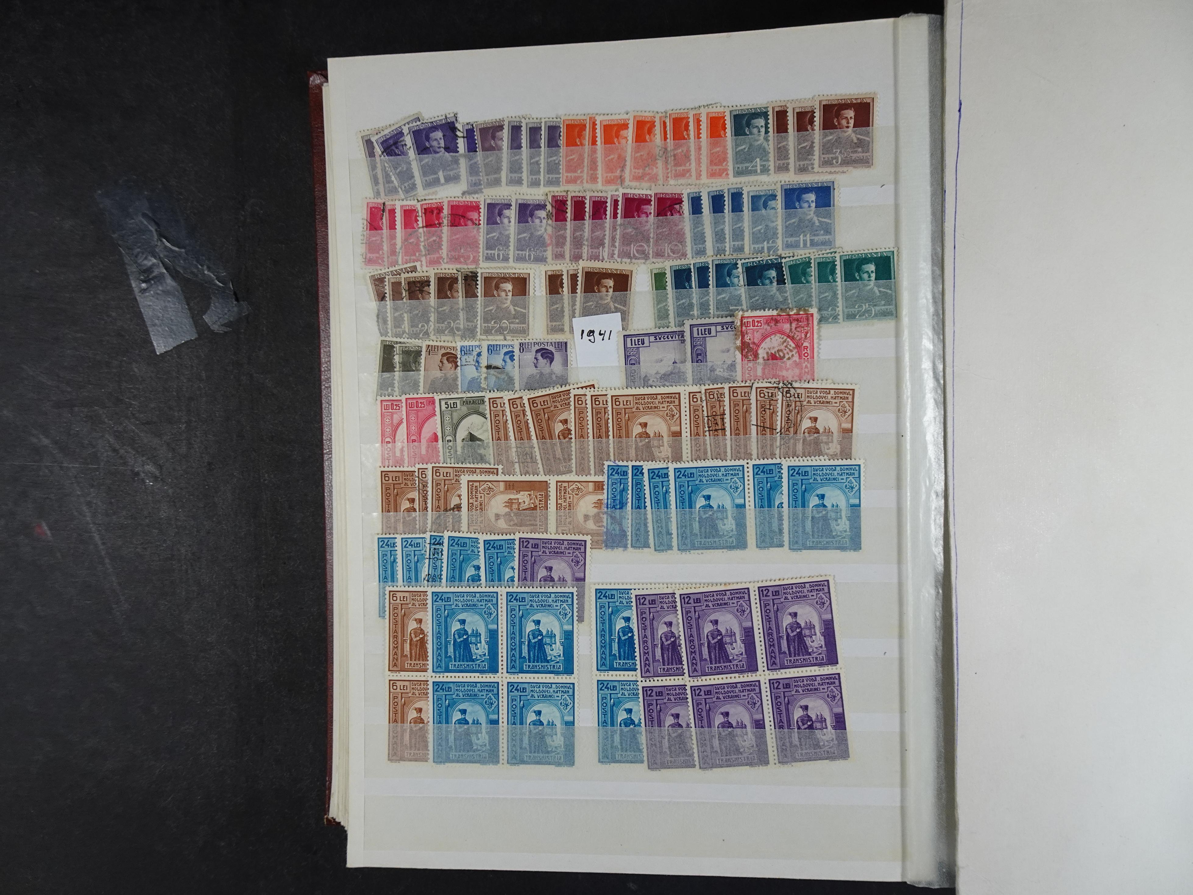 Enorme stock met veel beter materiaal. 12