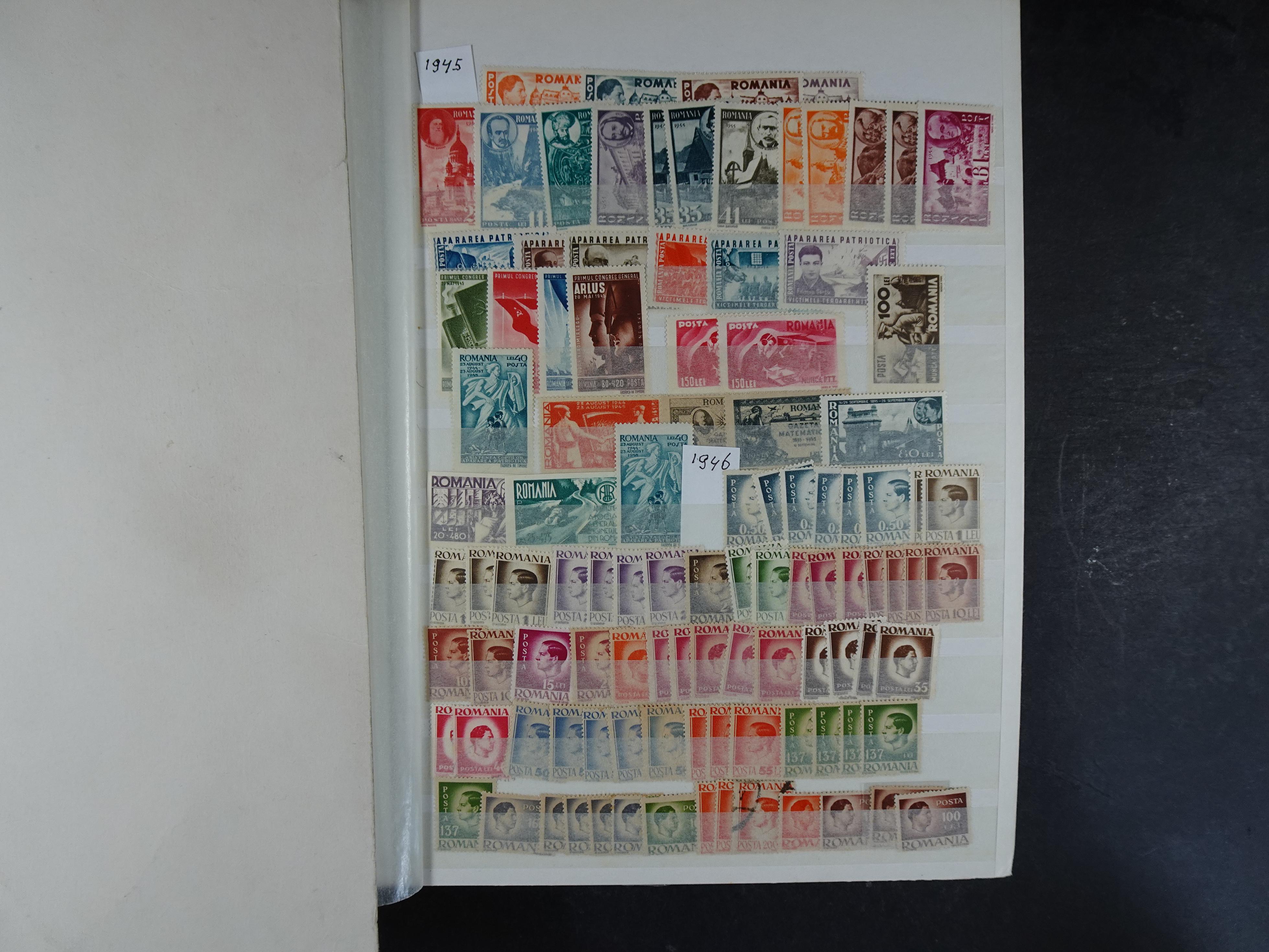 Enorme stock met veel beter materiaal. 13