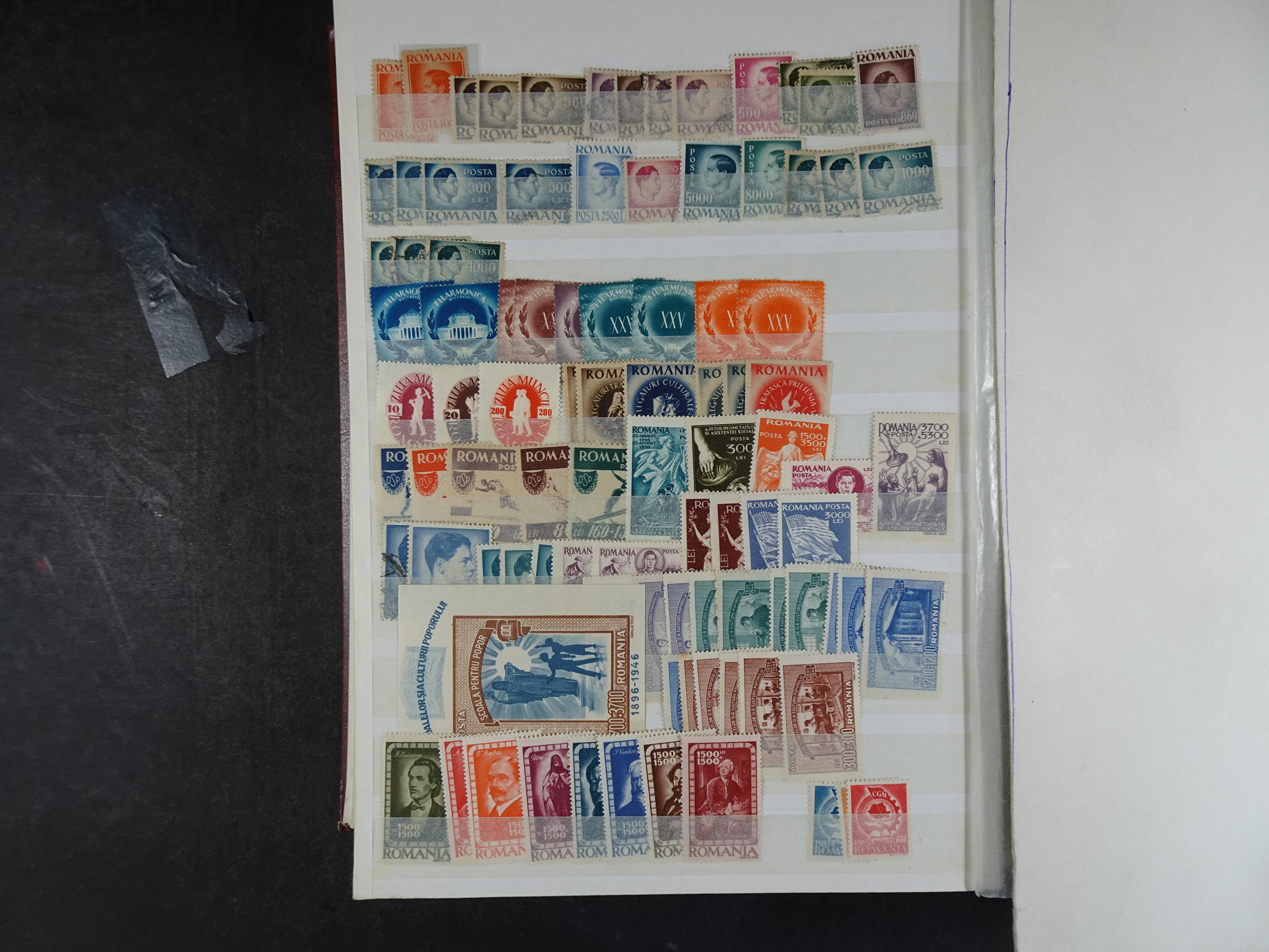 Enorme stock met veel beter materiaal. 14