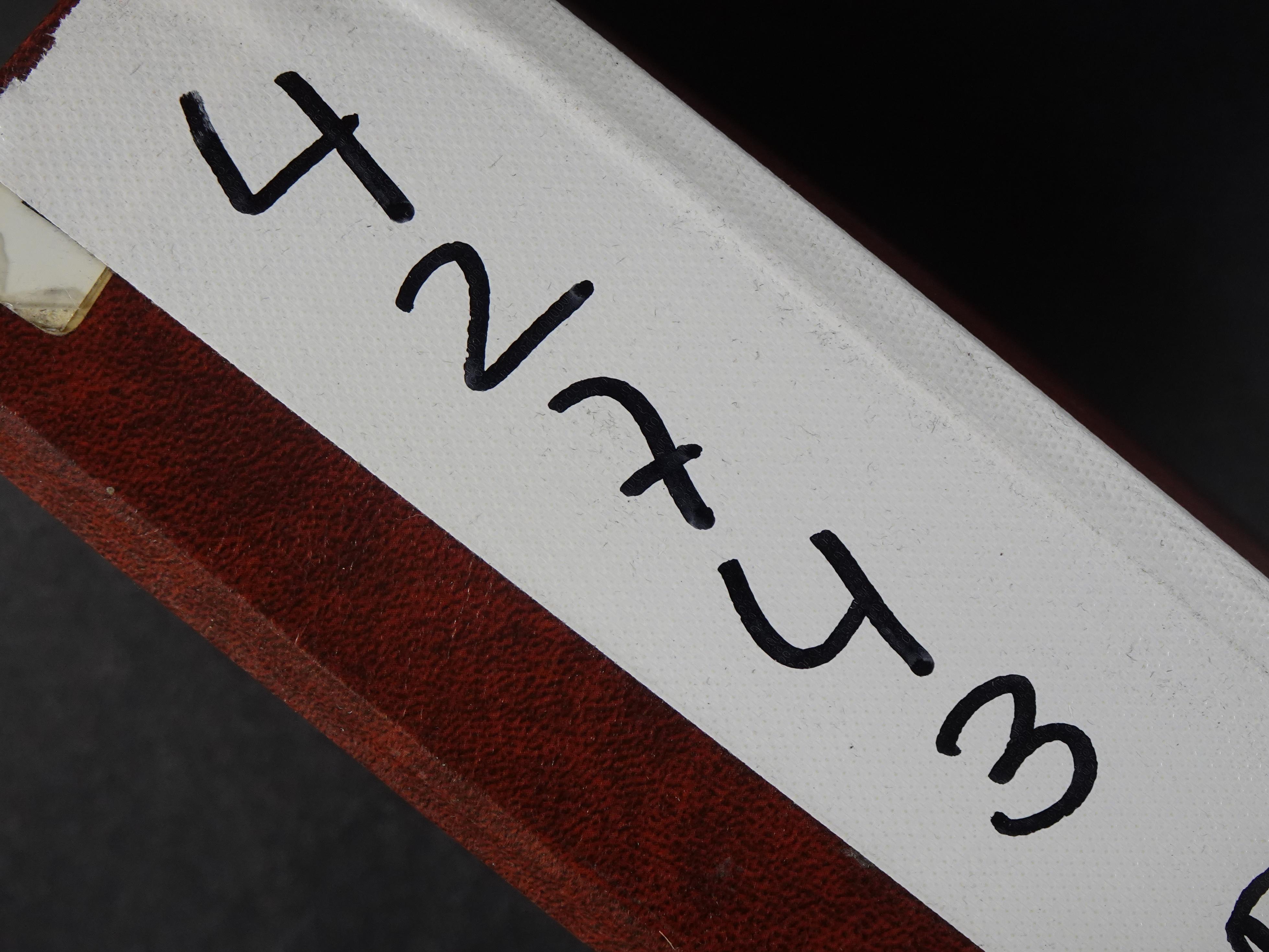 Enorme stock met veel beter materiaal. 63