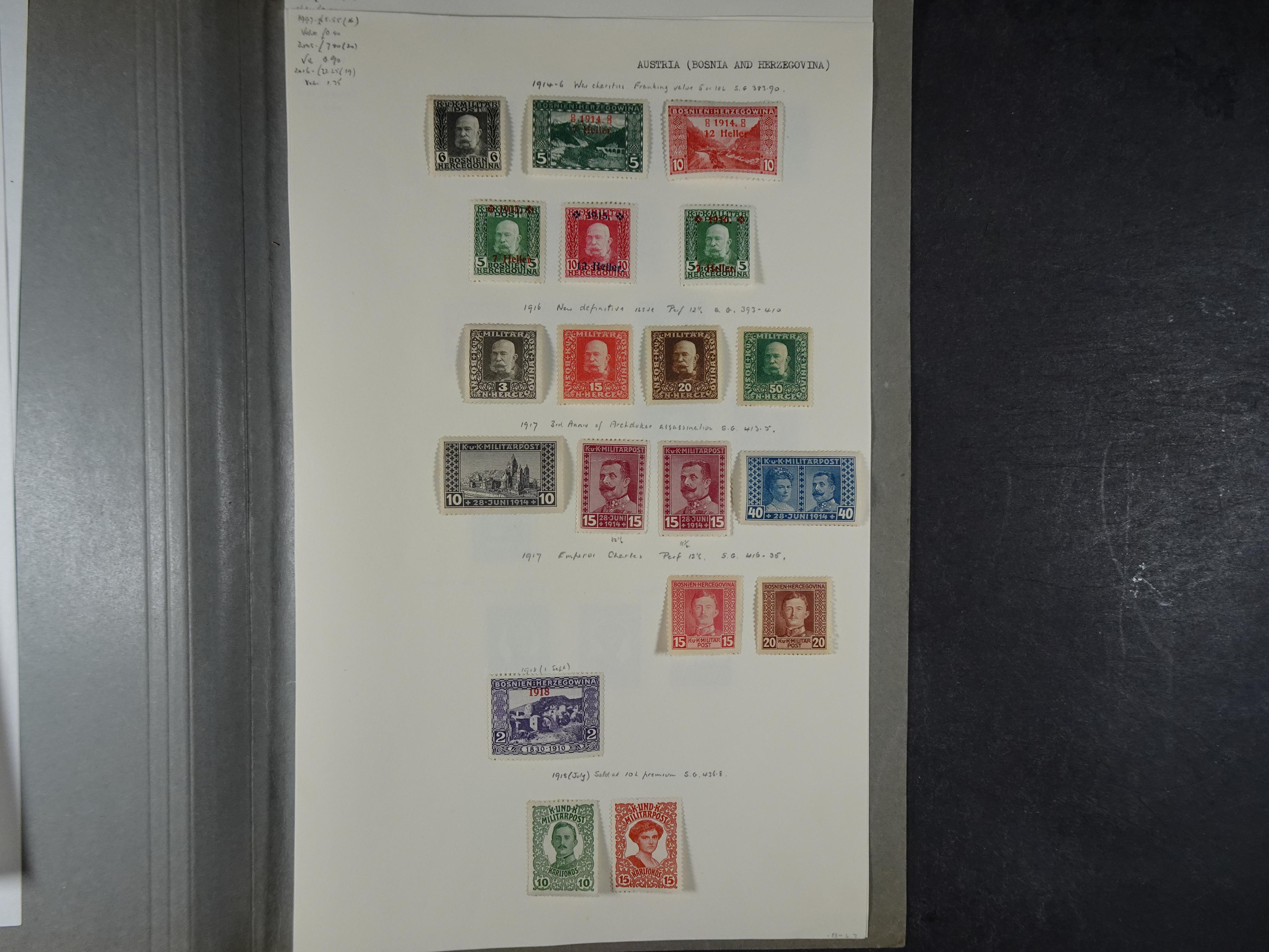 Goed complete verzameling 1850 - 1960 deels gestempeld met betere stempels.
deels 1e plakker, deels postfris. Zeer compleet.
+2 stockkaarten. 72