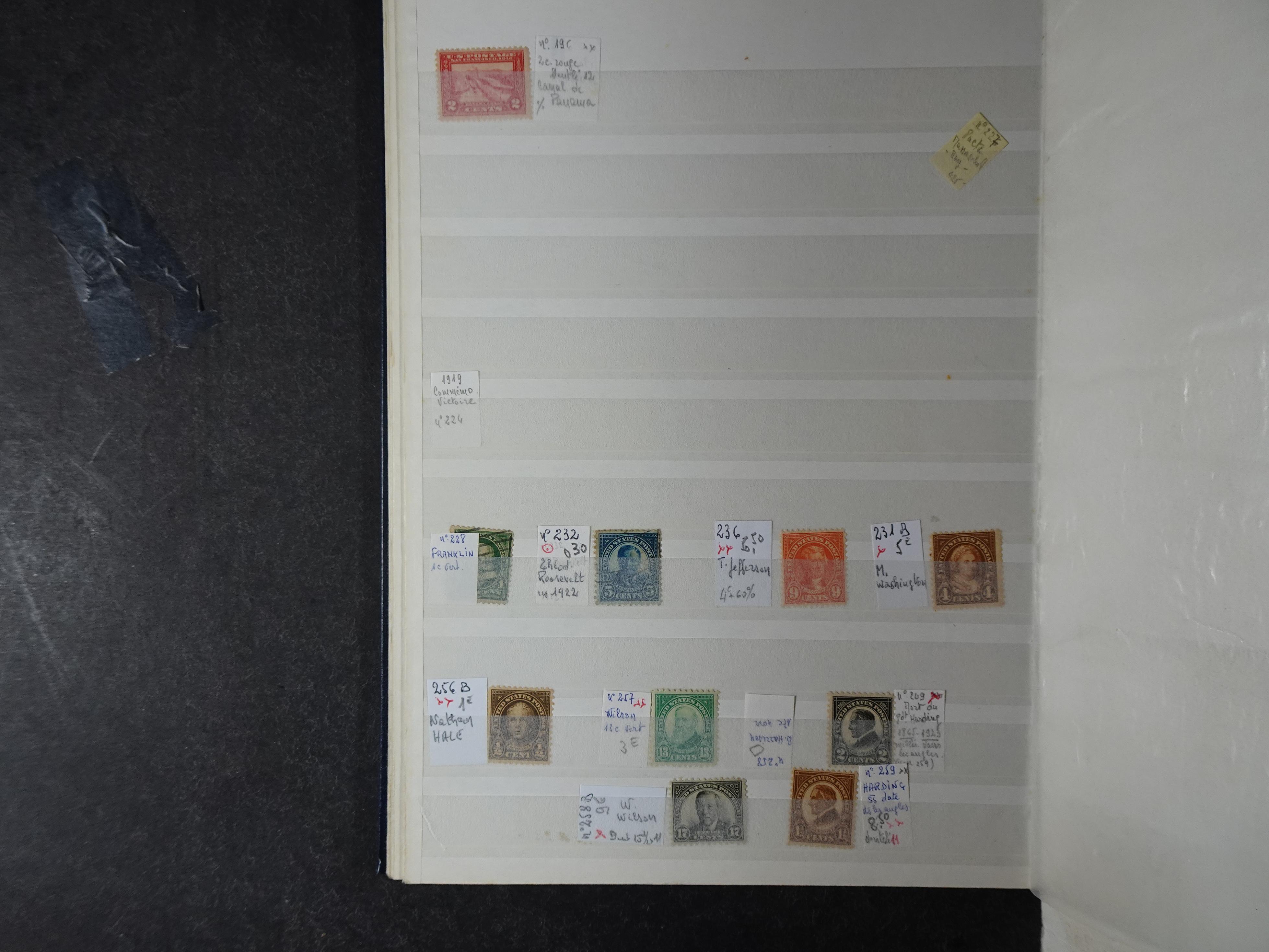 Fraai collectie, veel postfris materiaal onder andere presidenten serie. 10