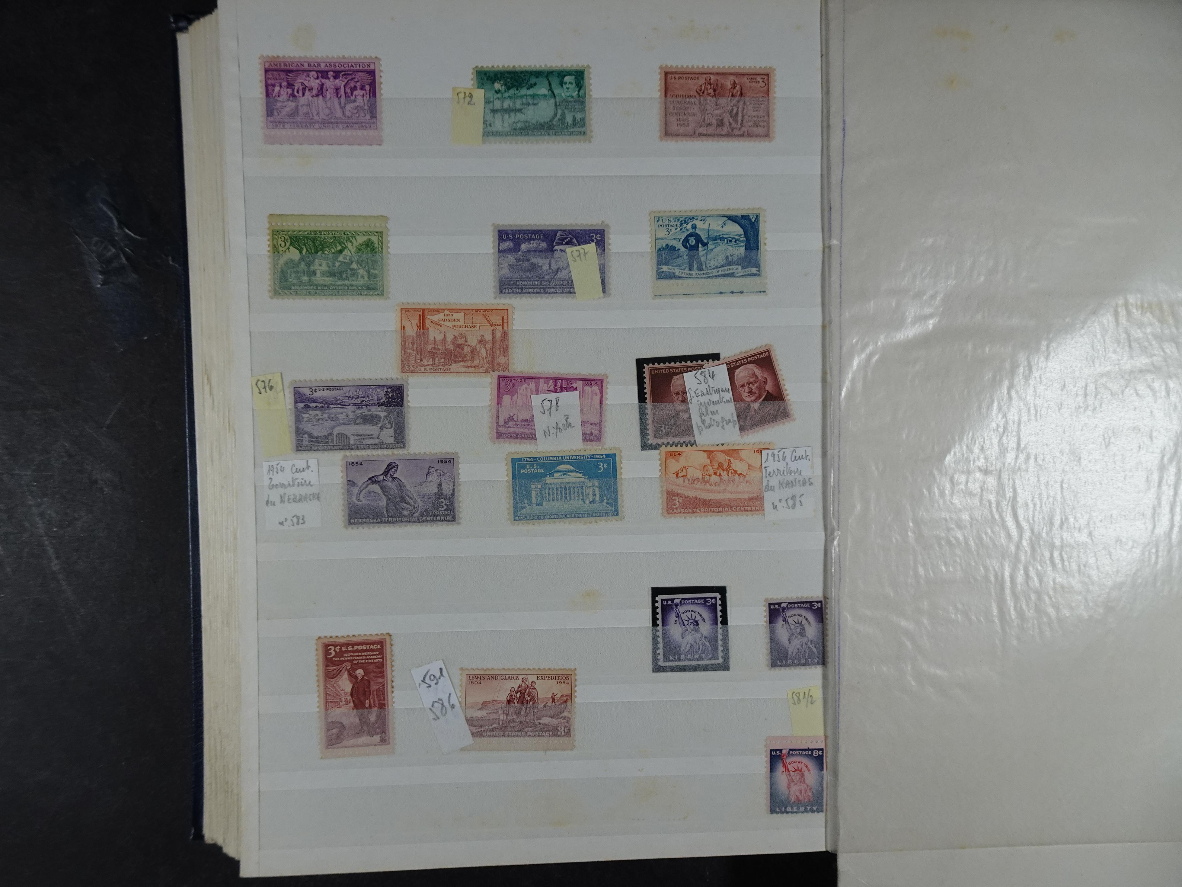 Fraai collectie, veel postfris materiaal onder andere presidenten serie. 30