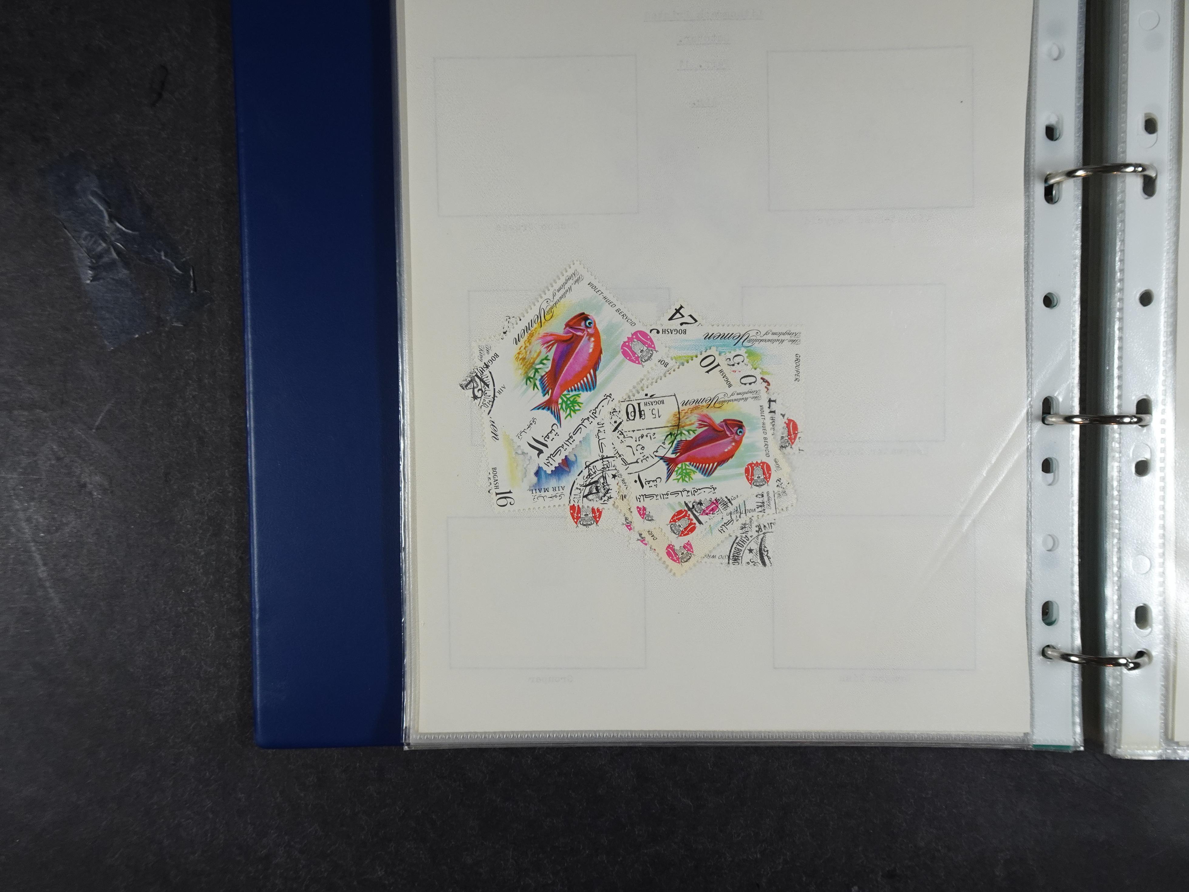 Mooie opgezette collectie veel deel gestempeld met betere blokken. 
Jaren 60 postfris. 31