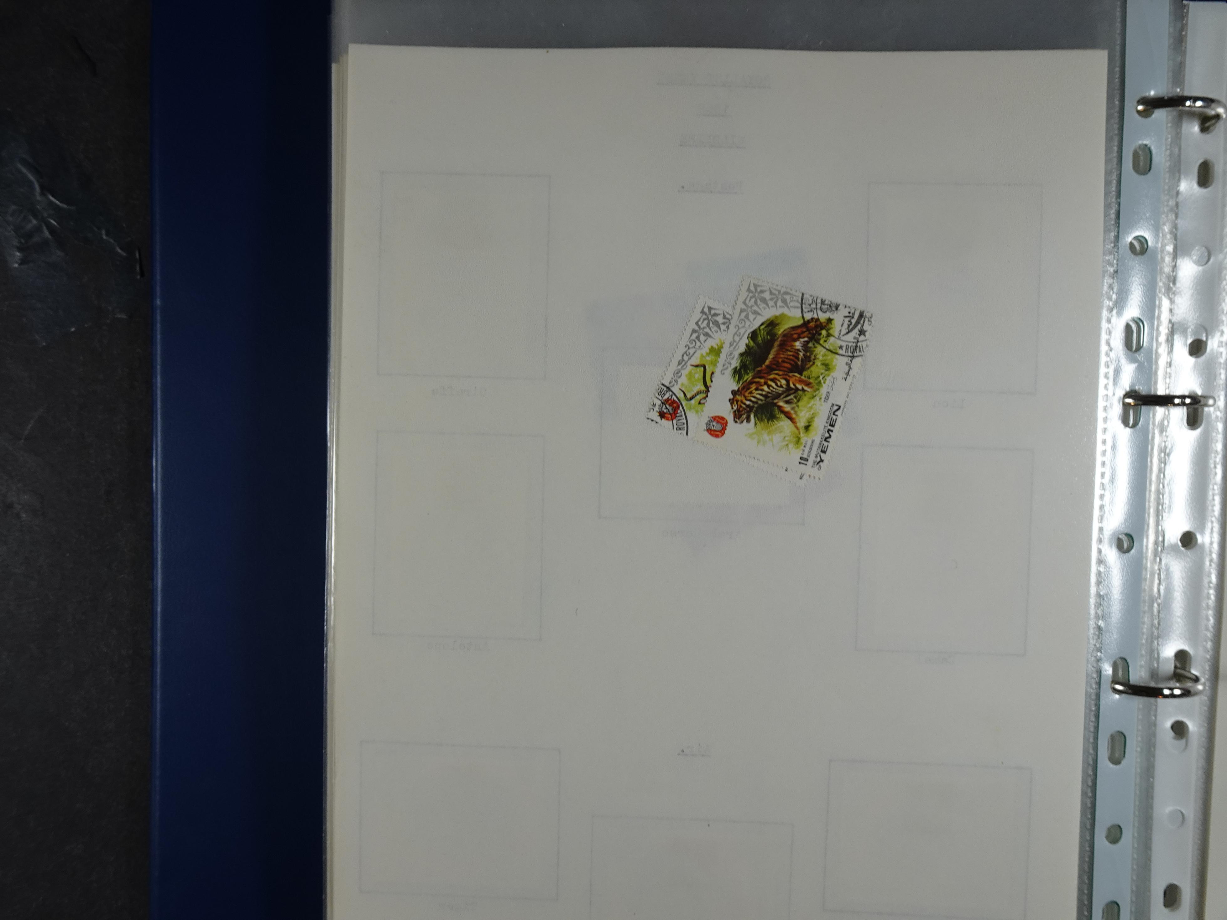 Mooie opgezette collectie veel deel gestempeld met betere blokken. 
Jaren 60 postfris. 90