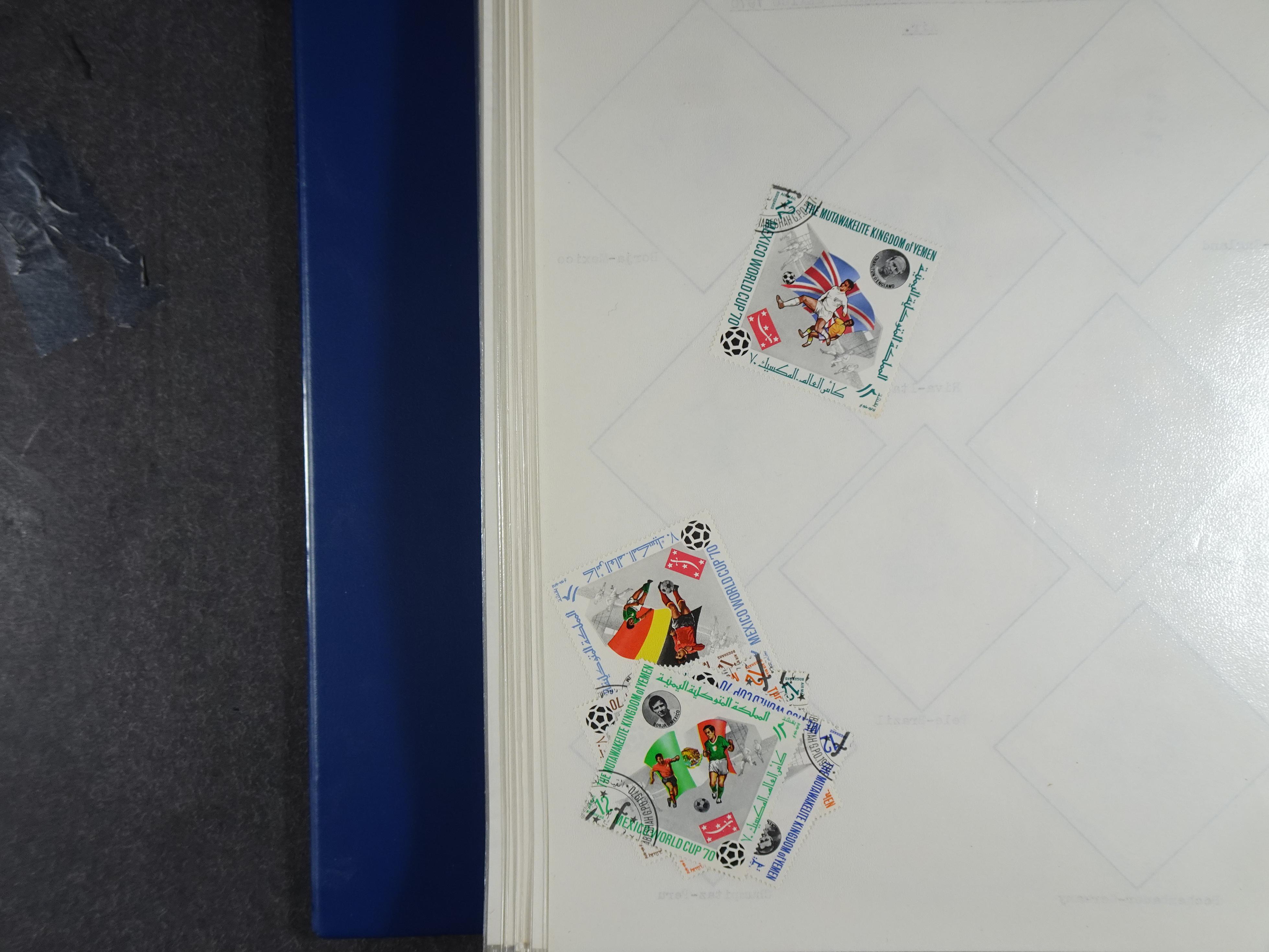 Mooie opgezette collectie veel deel gestempeld met betere blokken. 
Jaren 60 postfris. 110