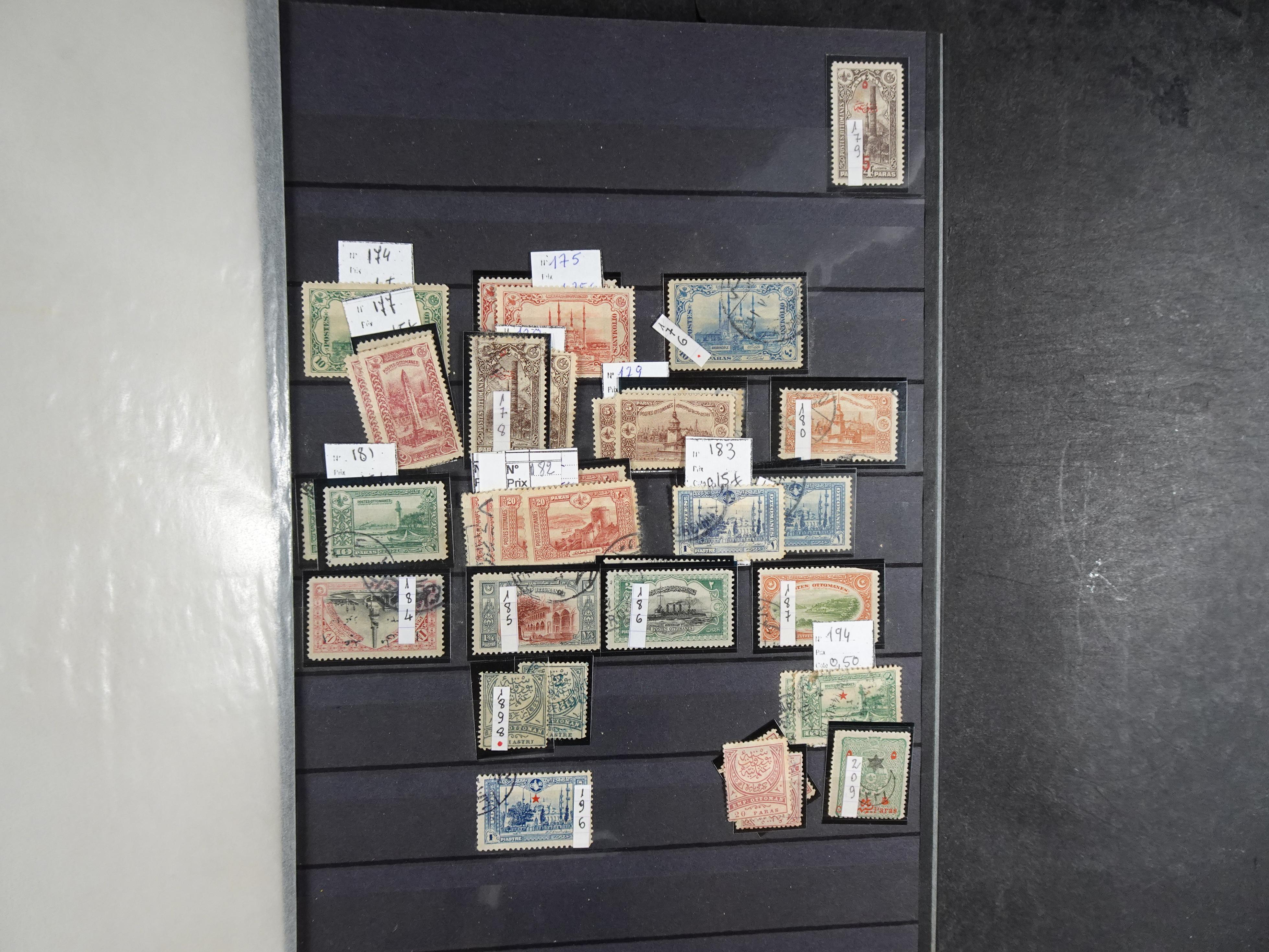 Verzameling klassiek materiaal met betere stempels daarbij Montenegro, Servië, Toeva (Niet vaak aangeboden). 5