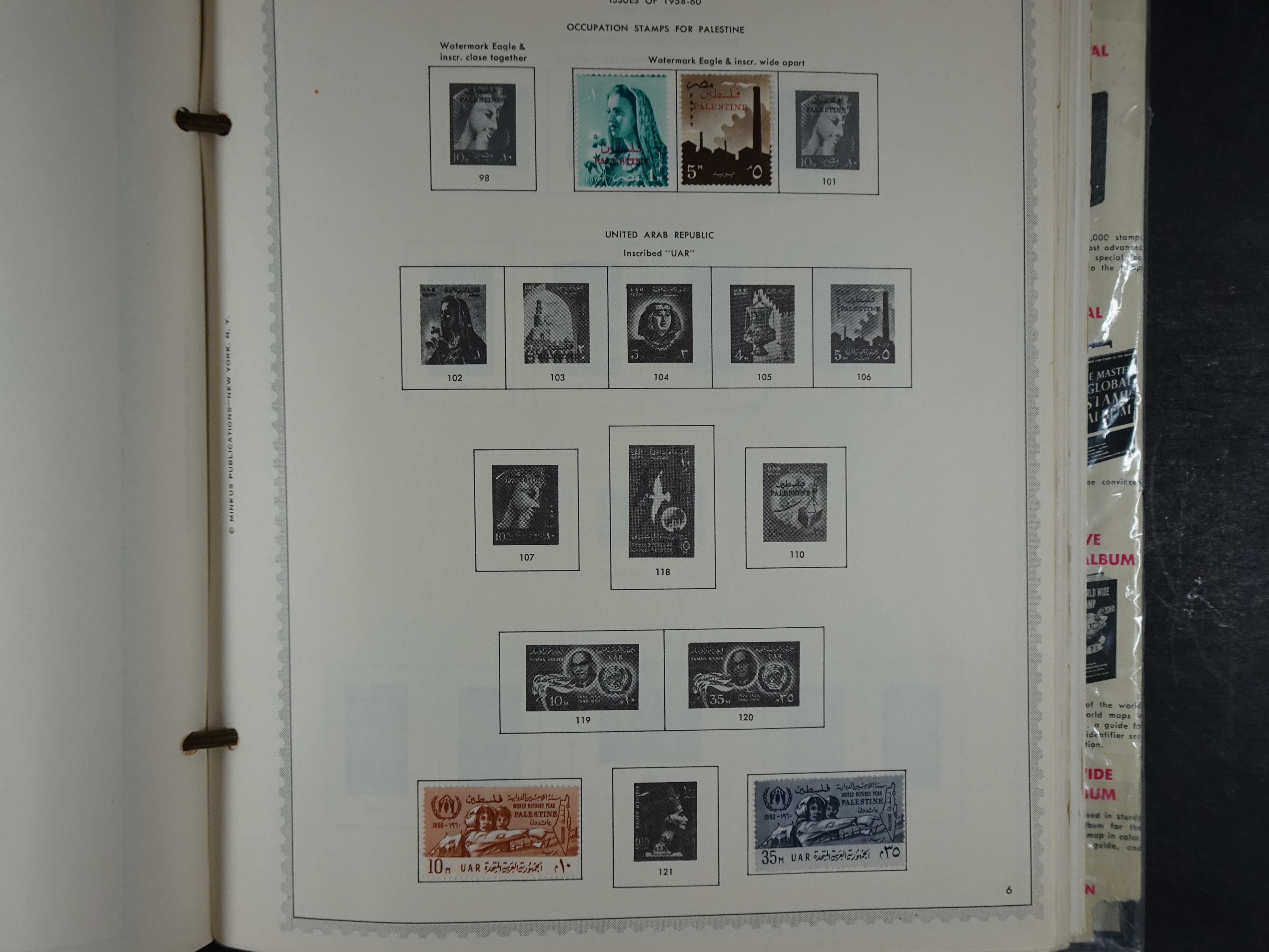 Redelijk compleet verzameling  zonder veel bijzonderdelen.
Veel 1e plakker. 42