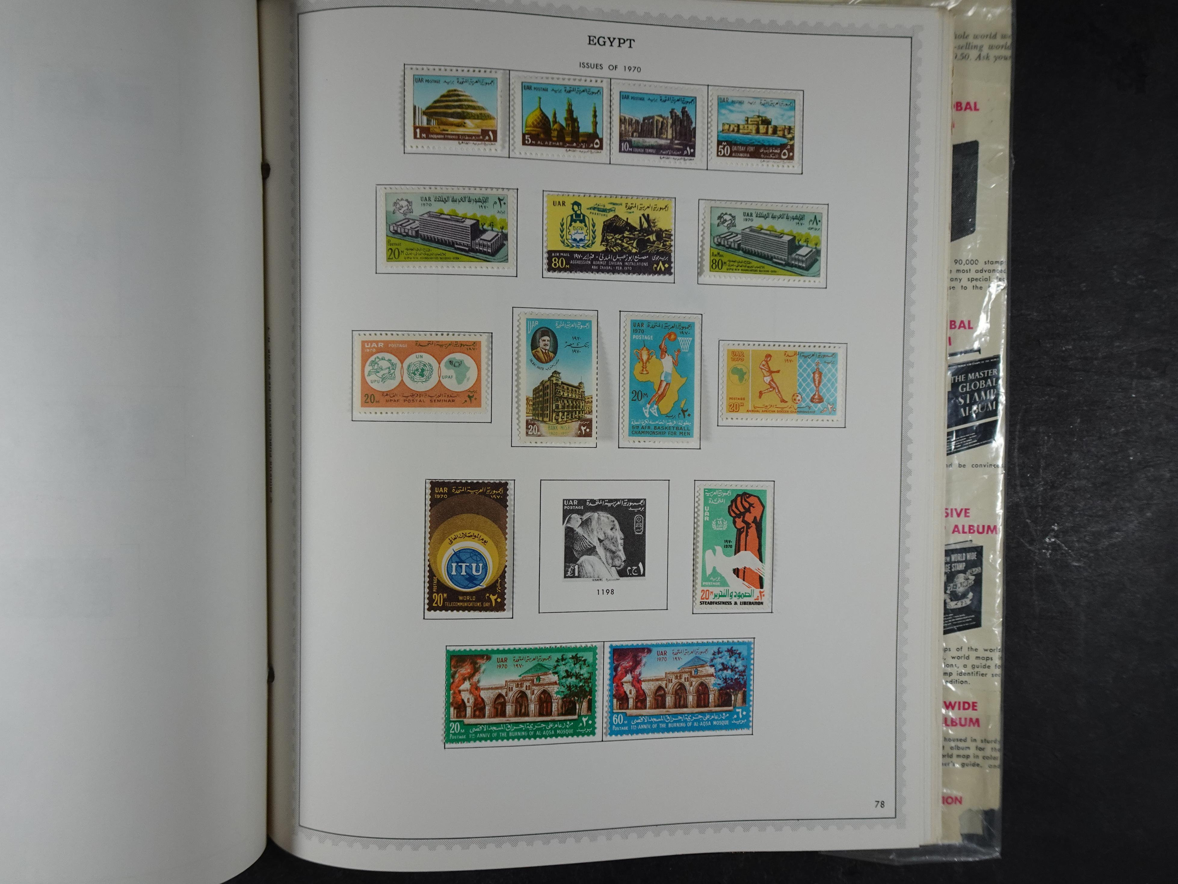 Redelijk compleet verzameling  zonder veel bijzonderdelen.
Veel 1e plakker. 76