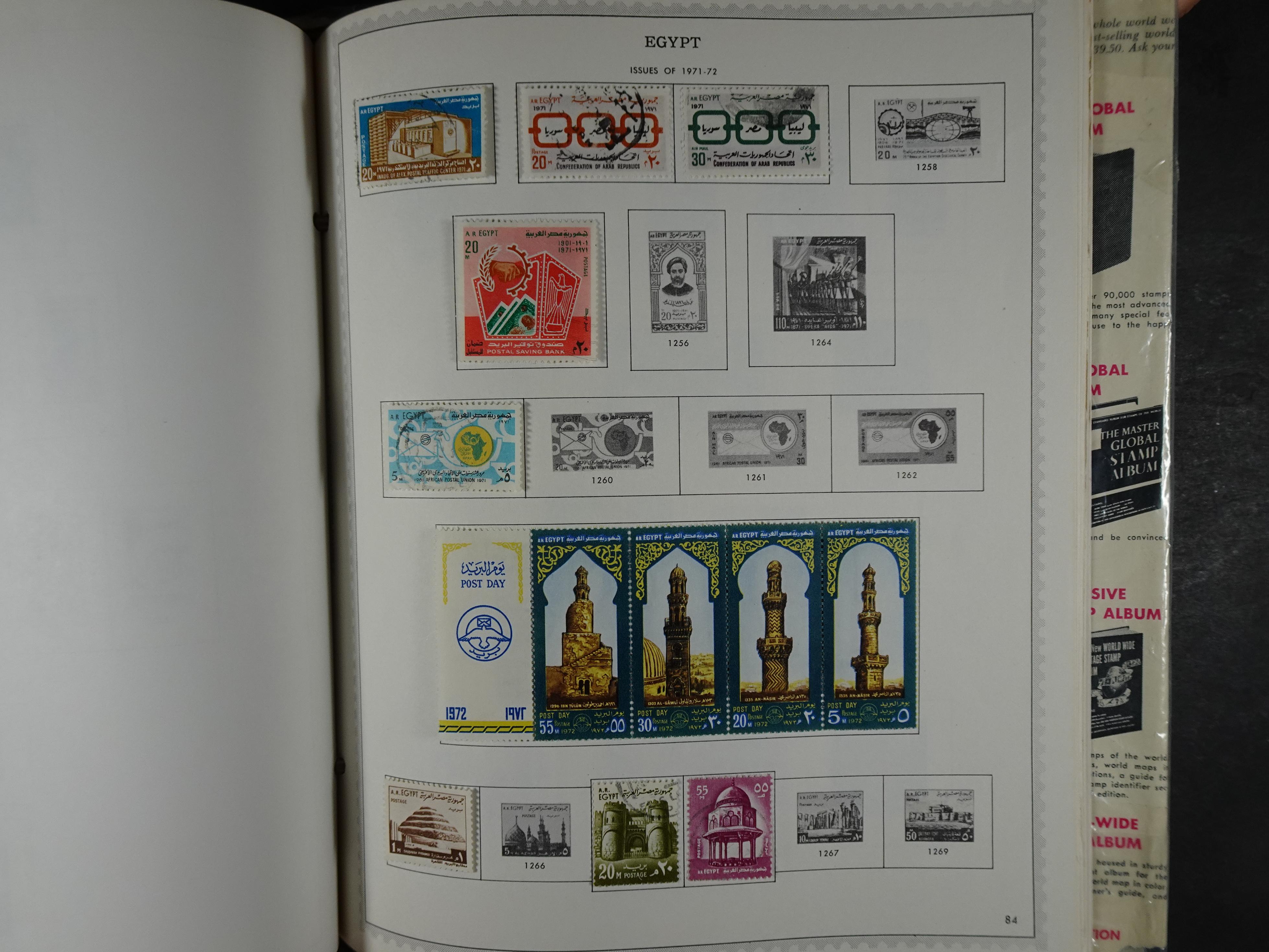 Redelijk compleet verzameling  zonder veel bijzonderdelen.
Veel 1e plakker. 81