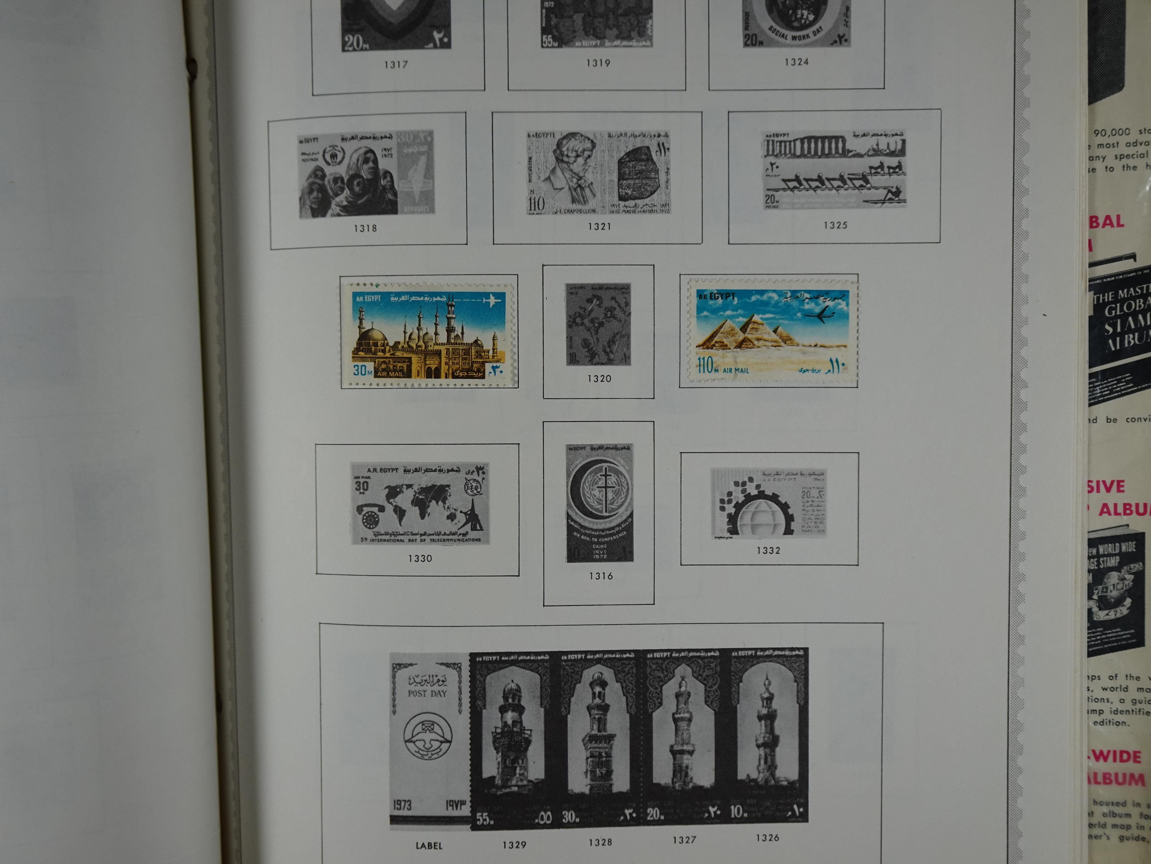 Redelijk compleet verzameling  zonder veel bijzonderdelen.
Veel 1e plakker. 84