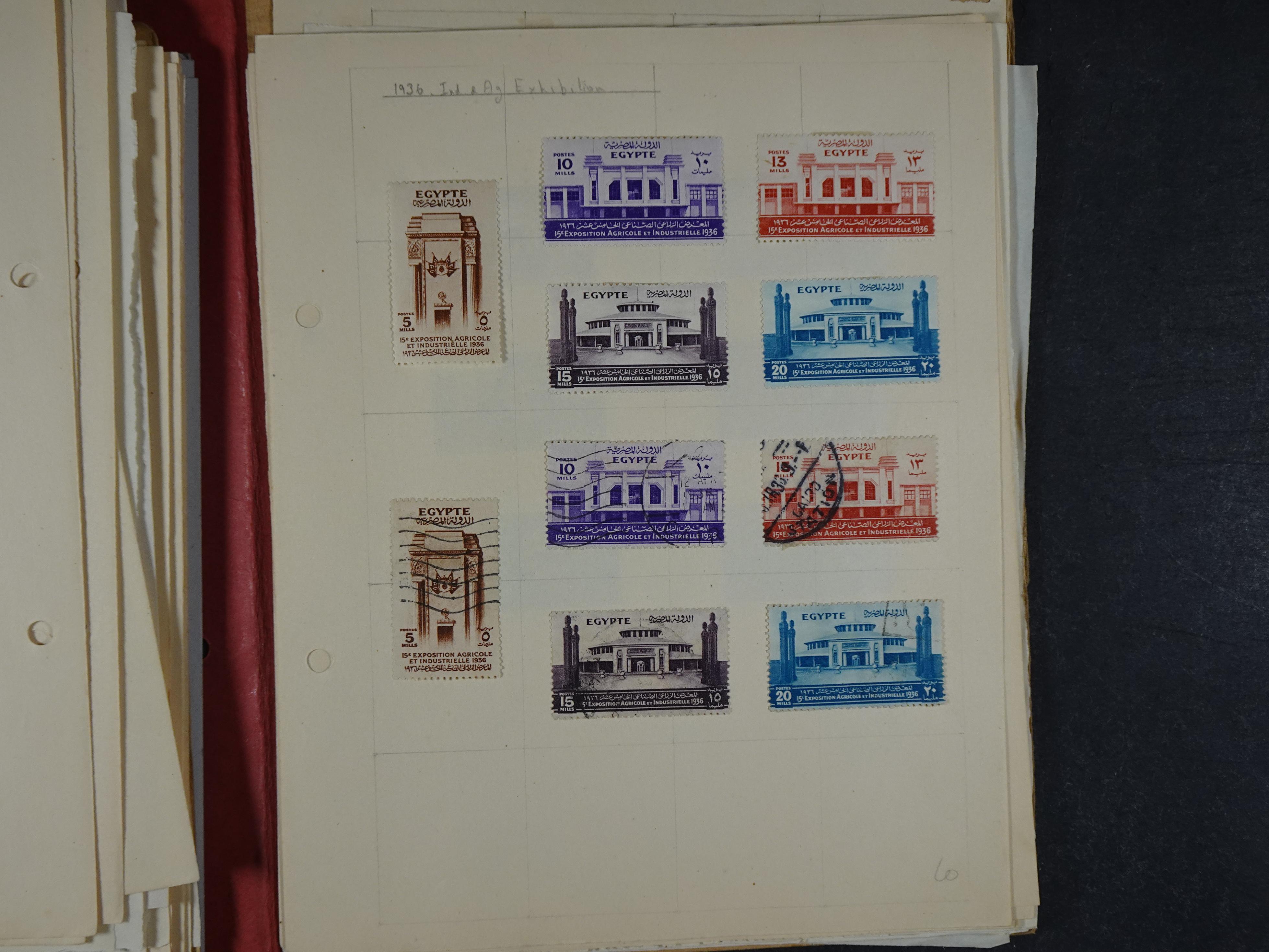 Redelijk compleet verzameling  zonder veel bijzonderdelen.
Veel 1e plakker. 121