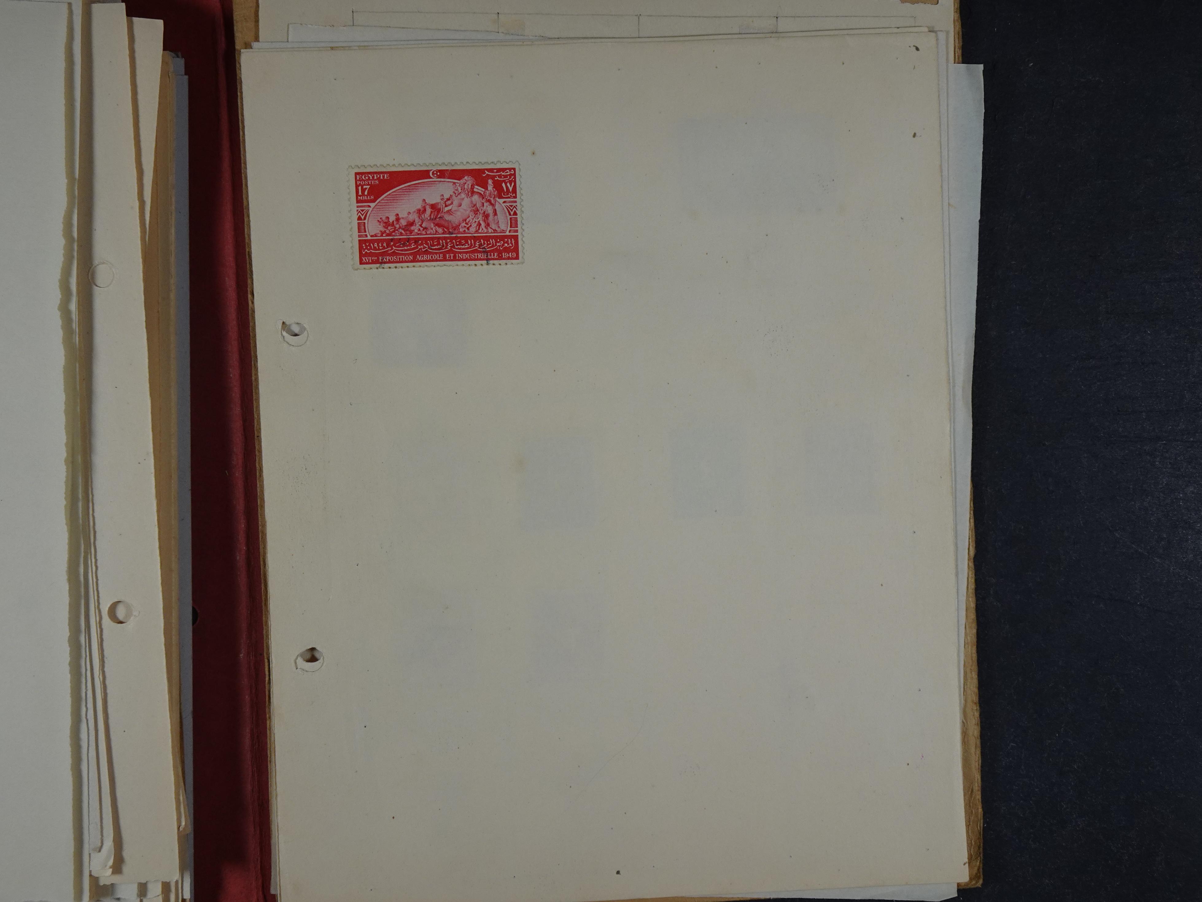 Redelijk compleet verzameling  zonder veel bijzonderdelen.
Veel 1e plakker. 135