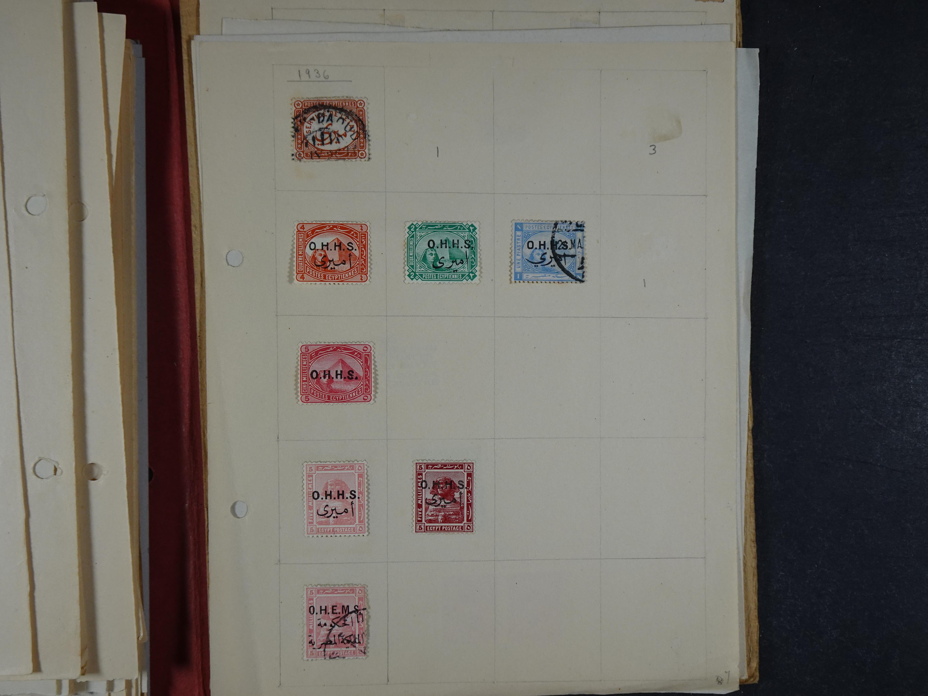 Redelijk compleet verzameling  zonder veel bijzonderdelen.
Veel 1e plakker. 137