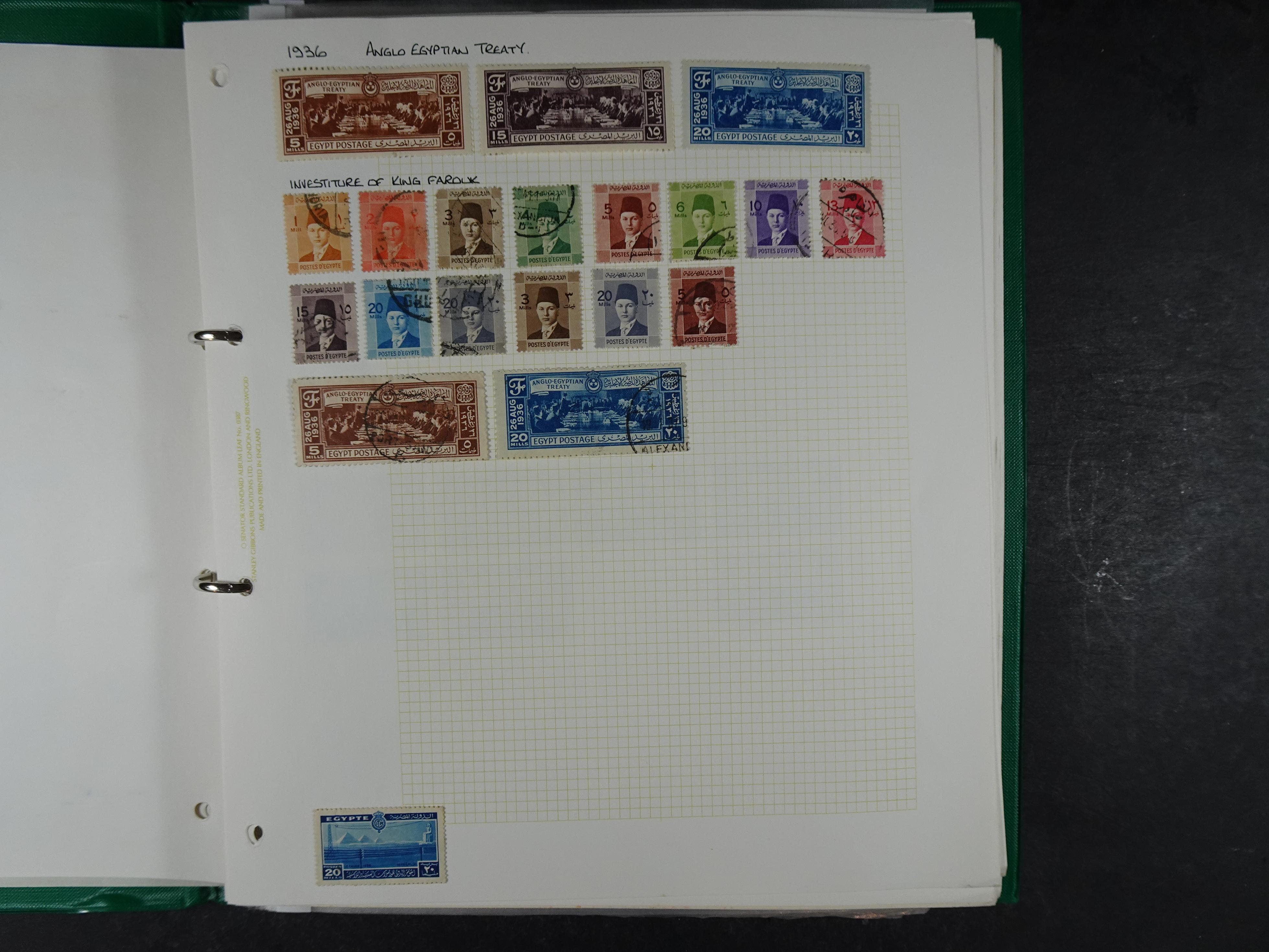 Redelijk compleet verzameling  zonder veel bijzonderdelen.
Veel 1e plakker. 147