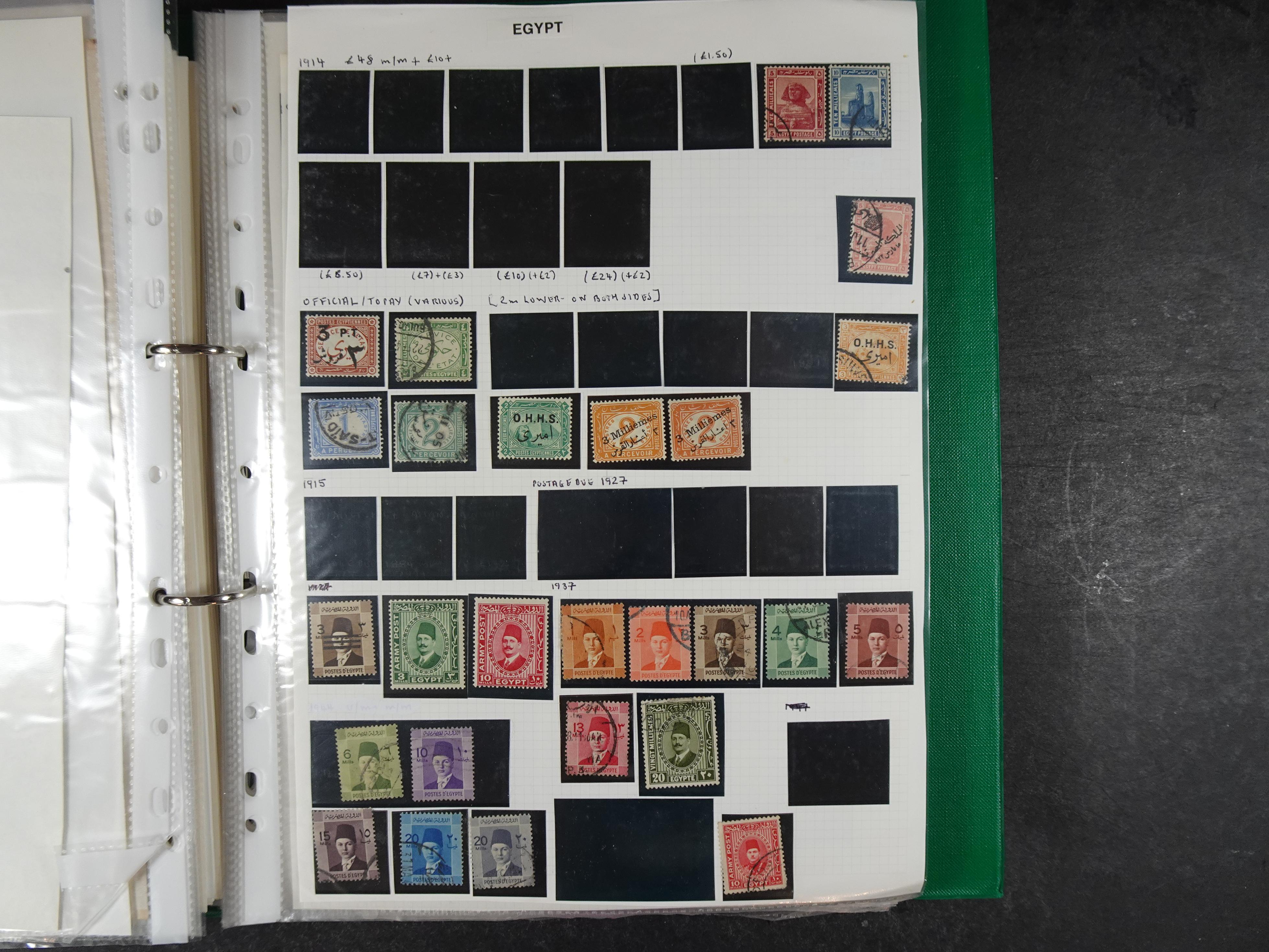 Redelijk compleet verzameling  zonder veel bijzonderdelen.
Veel 1e plakker. 208