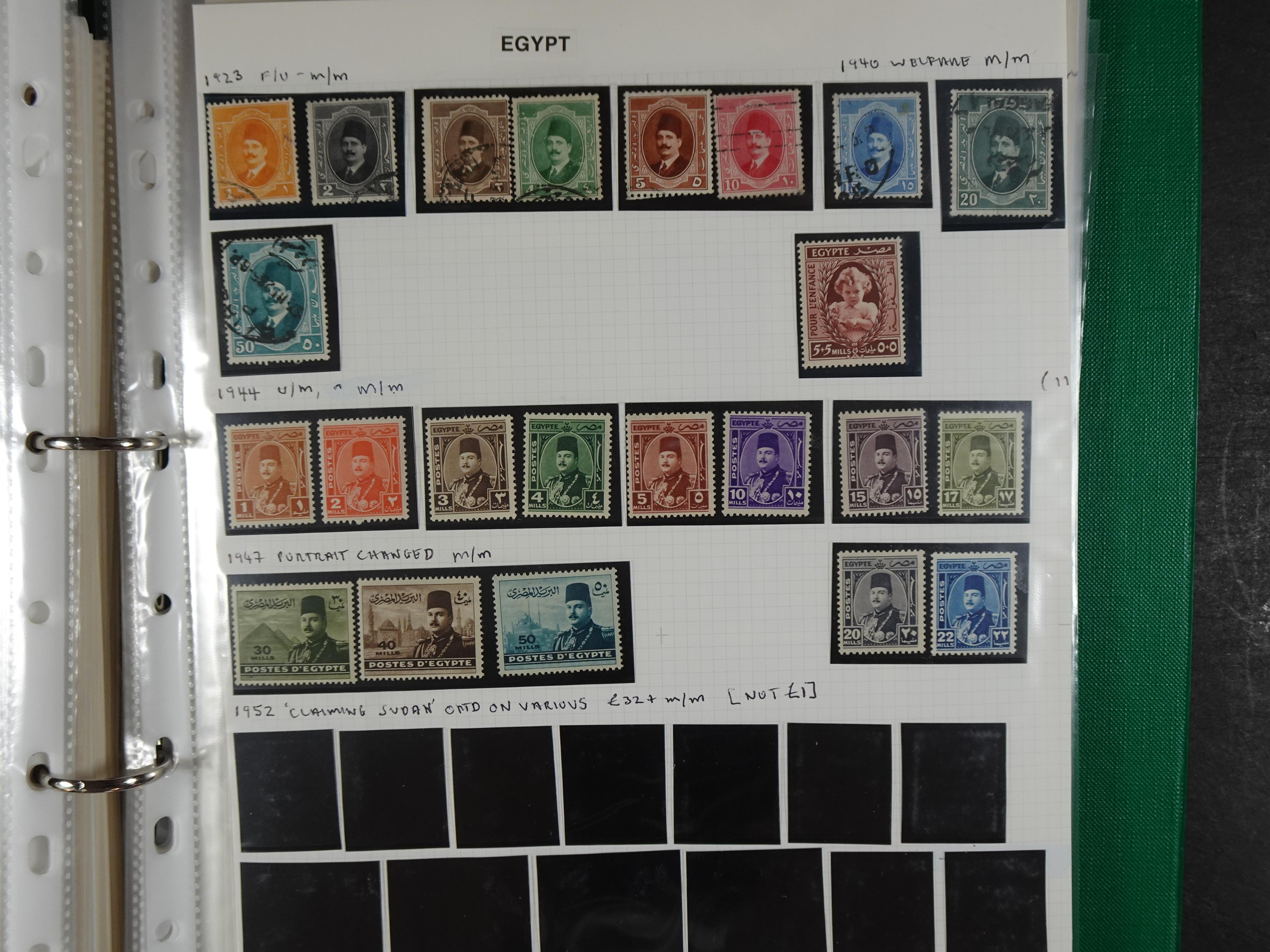 Redelijk compleet verzameling  zonder veel bijzonderdelen.
Veel 1e plakker. 211