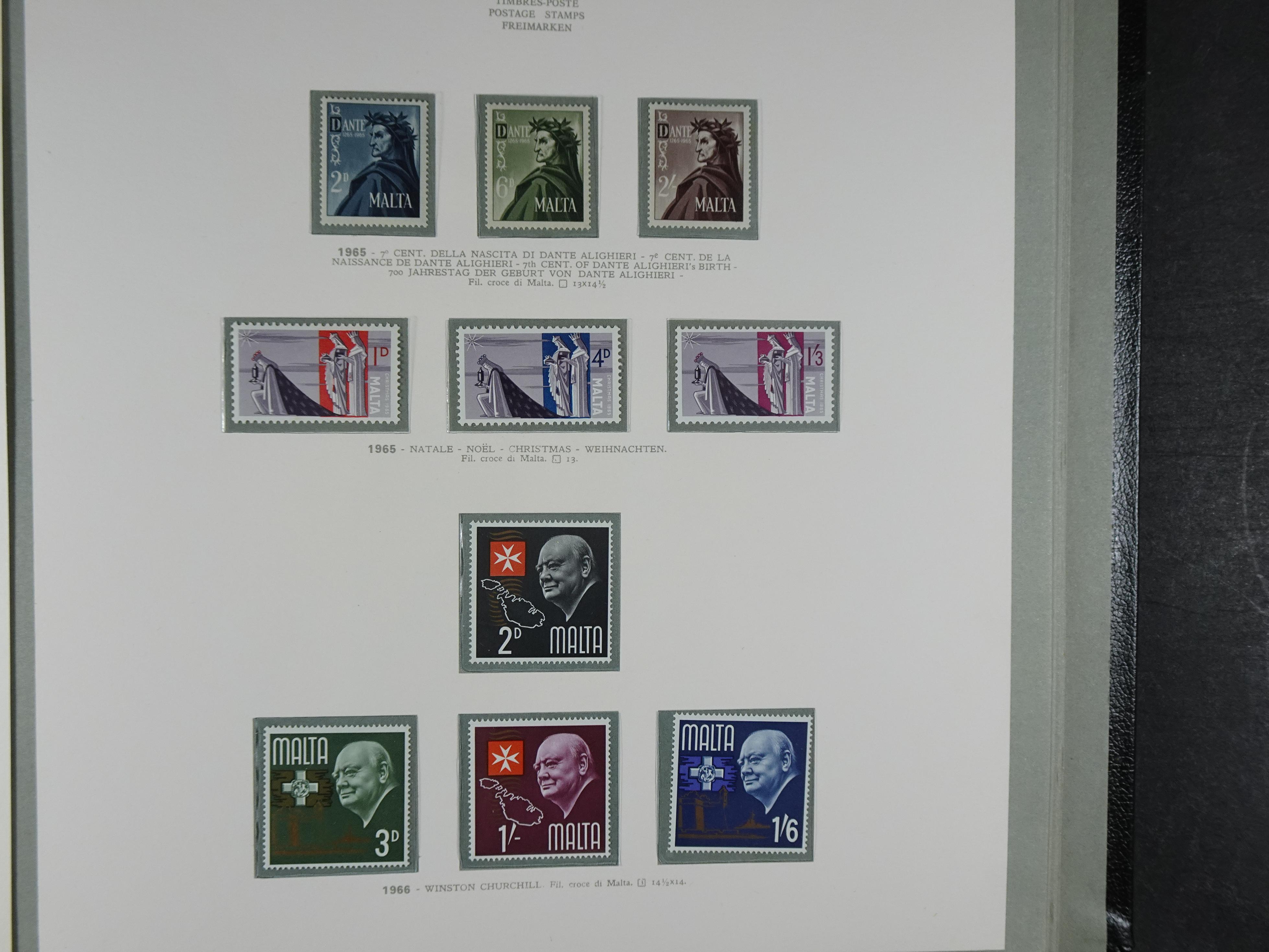 Compleet postfrisse verzameling 1964 - 1984 incl. blokken. 5