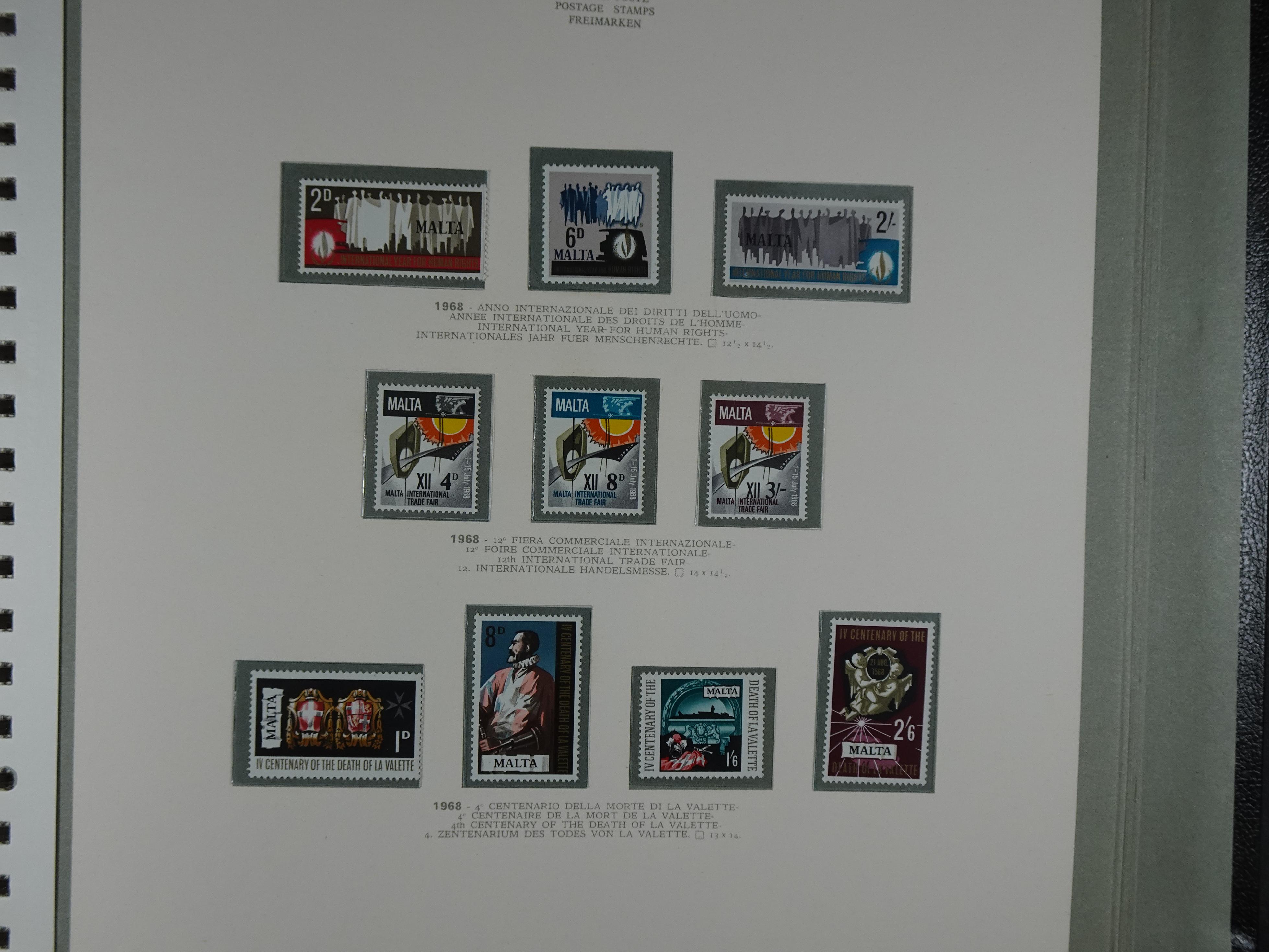 Compleet postfrisse verzameling 1964 - 1984 incl. blokken. 12