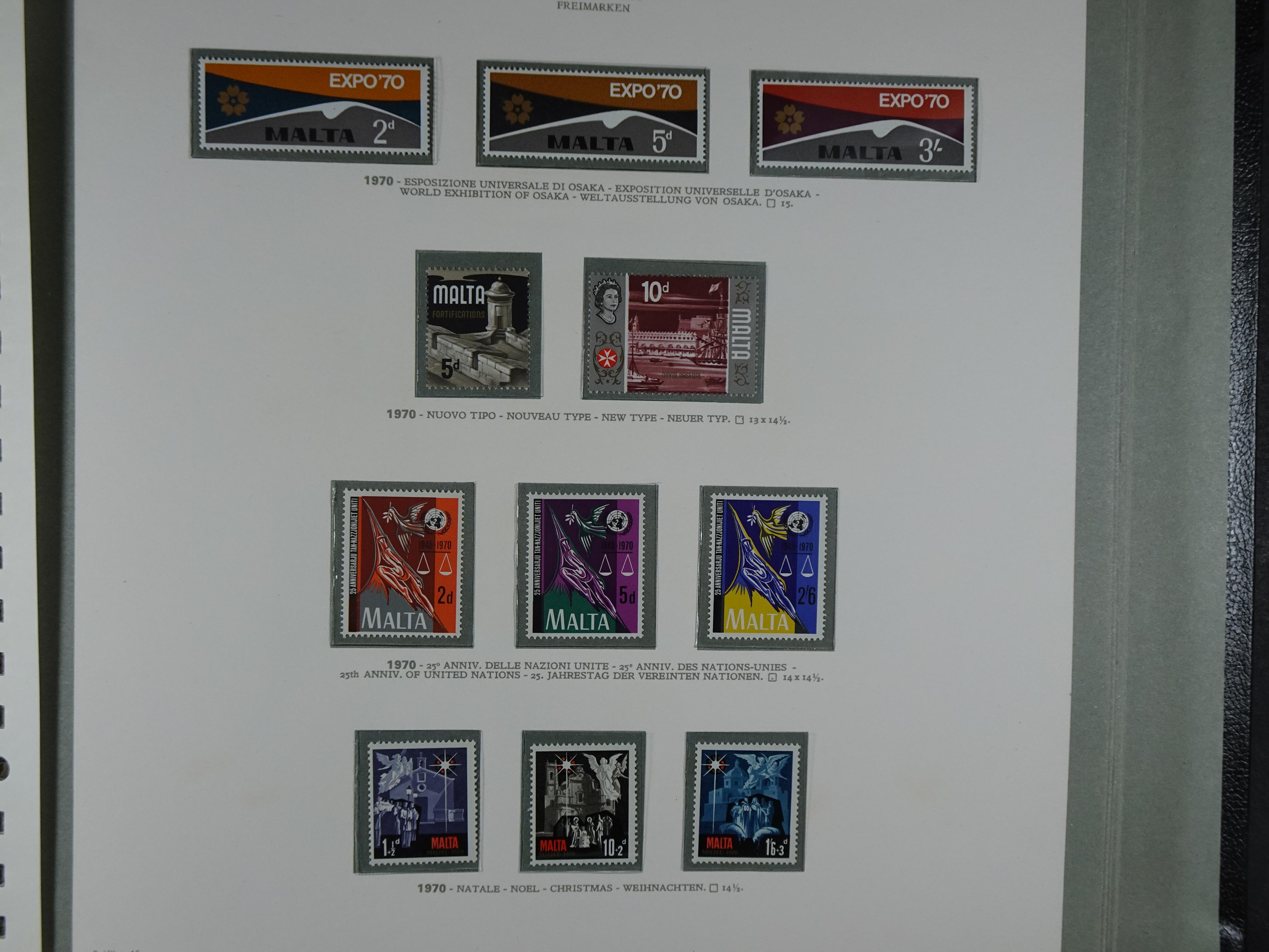 Compleet postfrisse verzameling 1964 - 1984 incl. blokken. 19