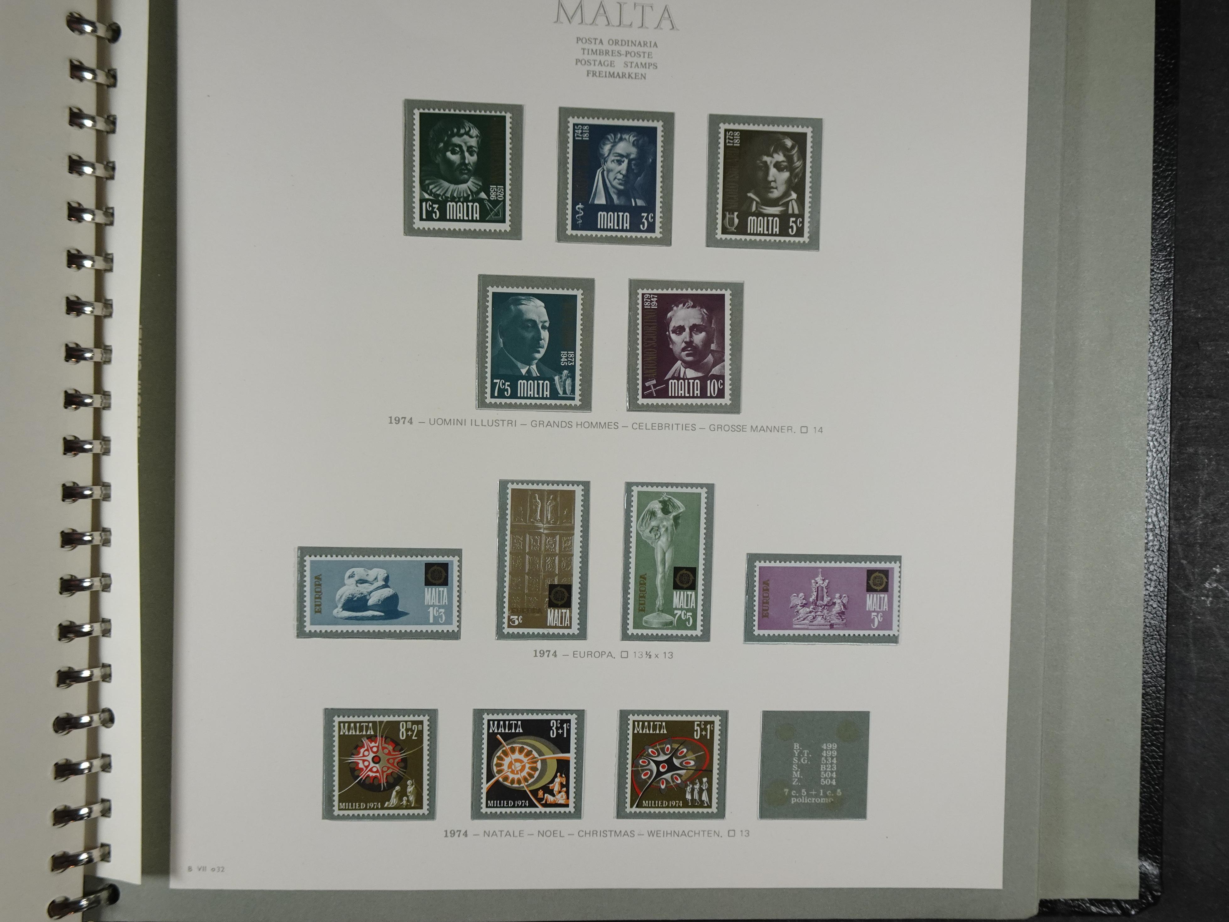 Compleet postfrisse verzameling 1964 - 1984 incl. blokken. 37