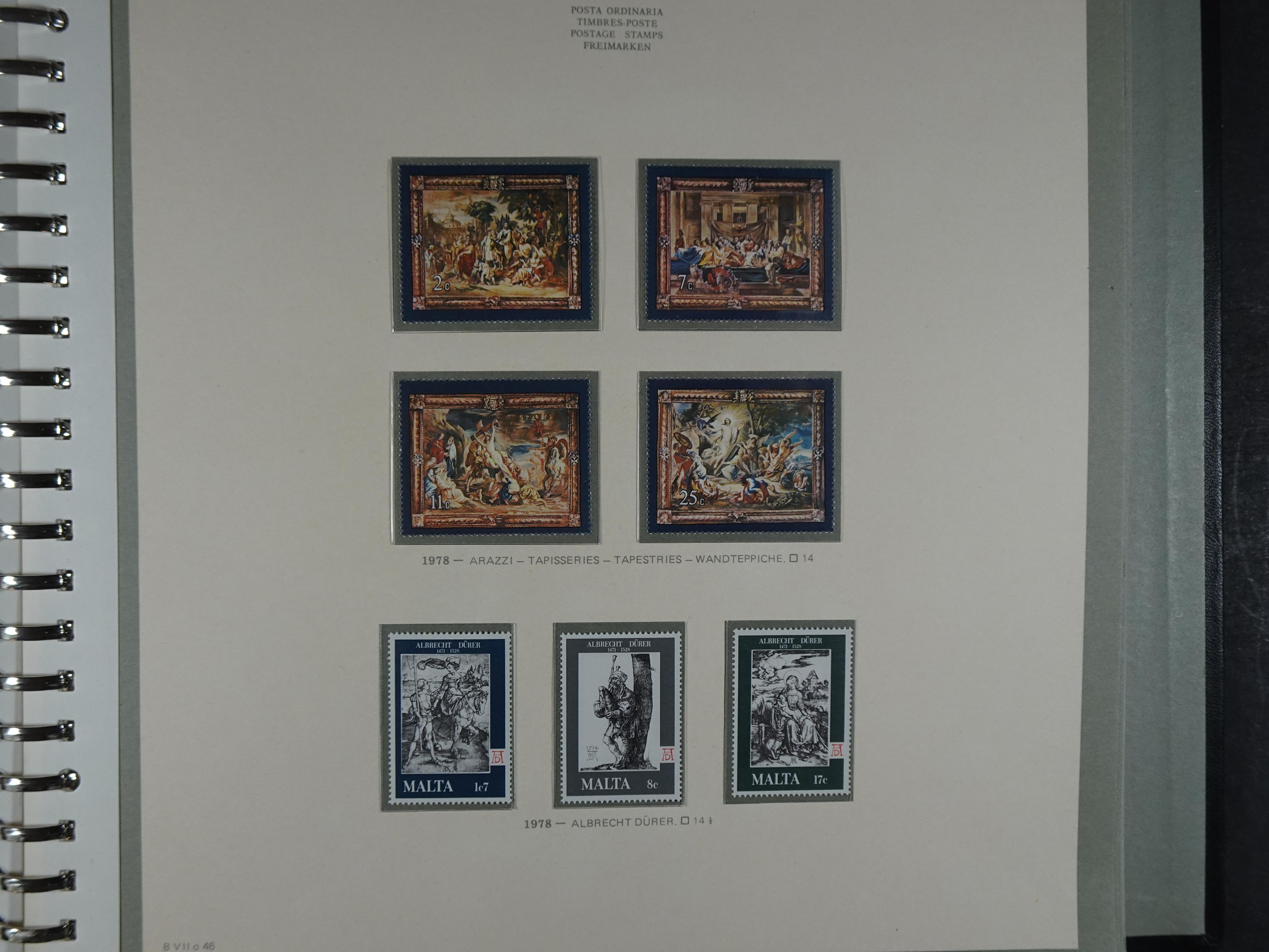 Compleet postfrisse verzameling 1964 - 1984 incl. blokken. 58