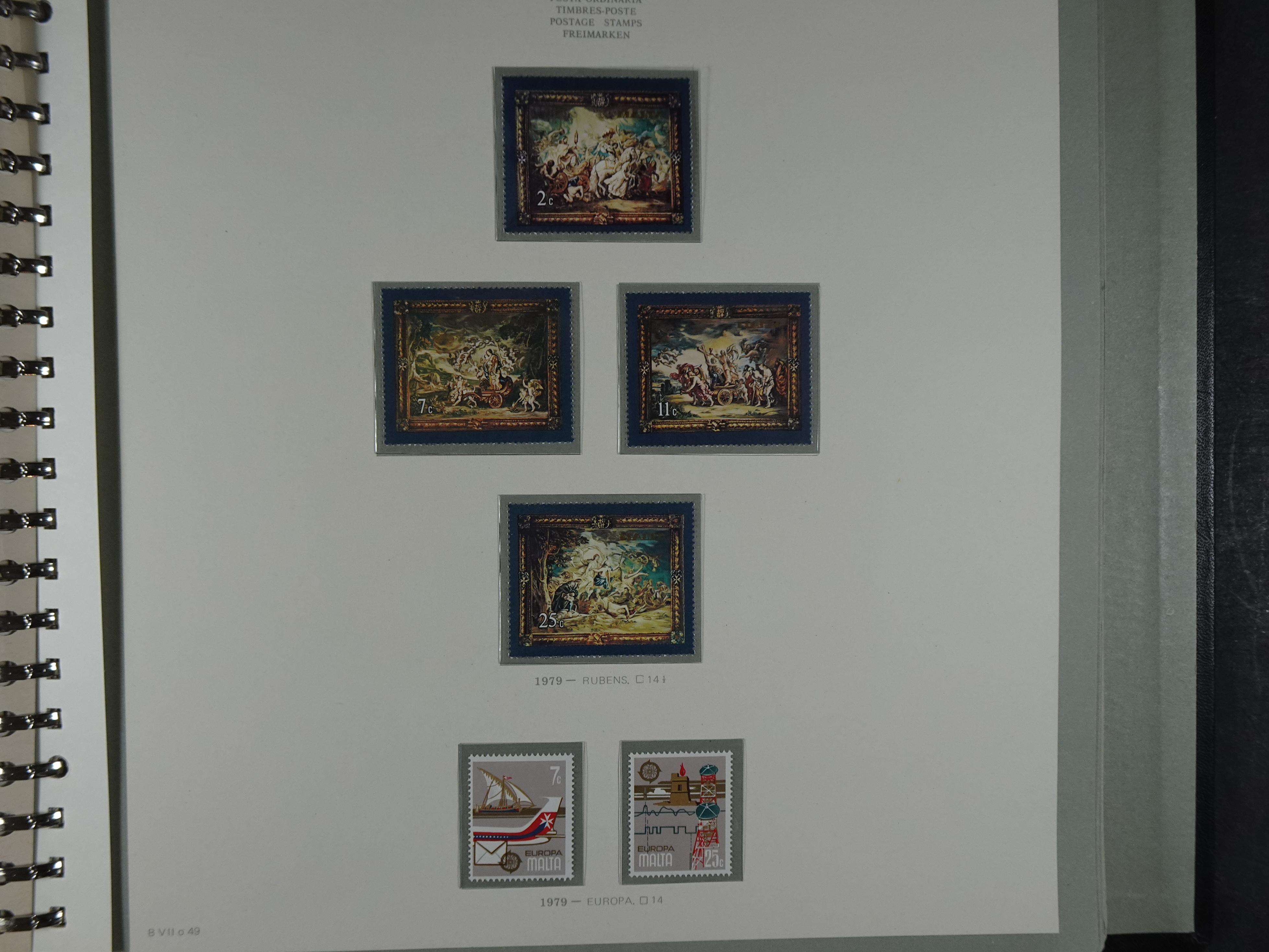 Compleet postfrisse verzameling 1964 - 1984 incl. blokken. 64