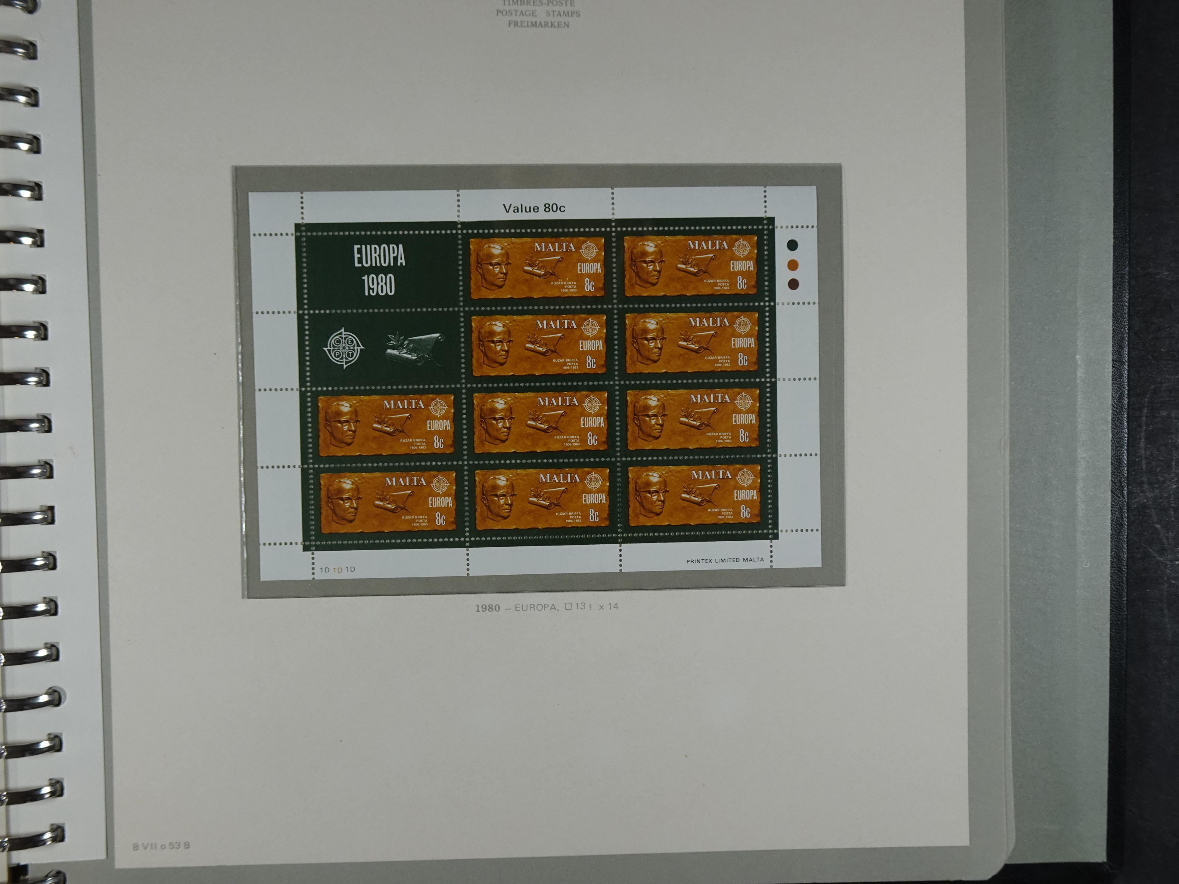 Compleet postfrisse verzameling 1964 - 1984 incl. blokken. 72