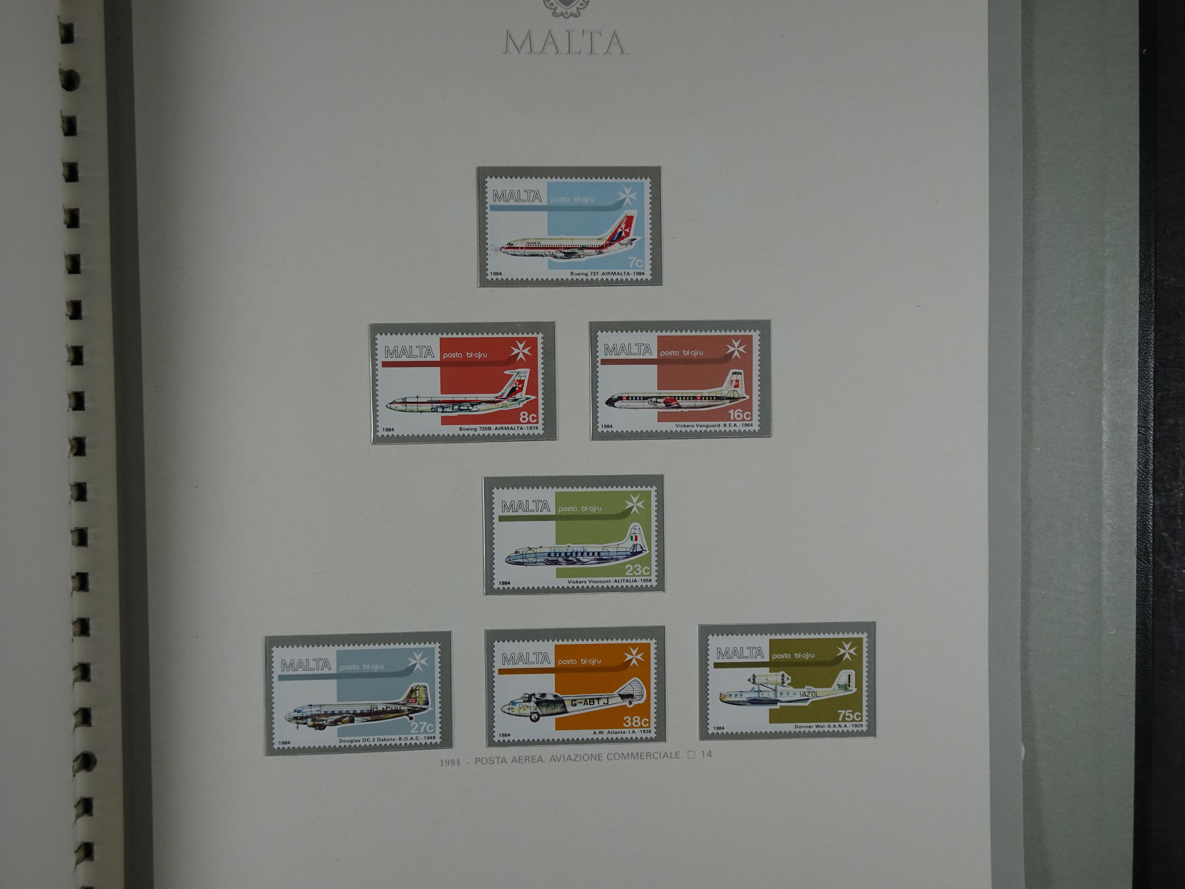 Compleet postfrisse verzameling 1964 - 1984 incl. blokken. 90