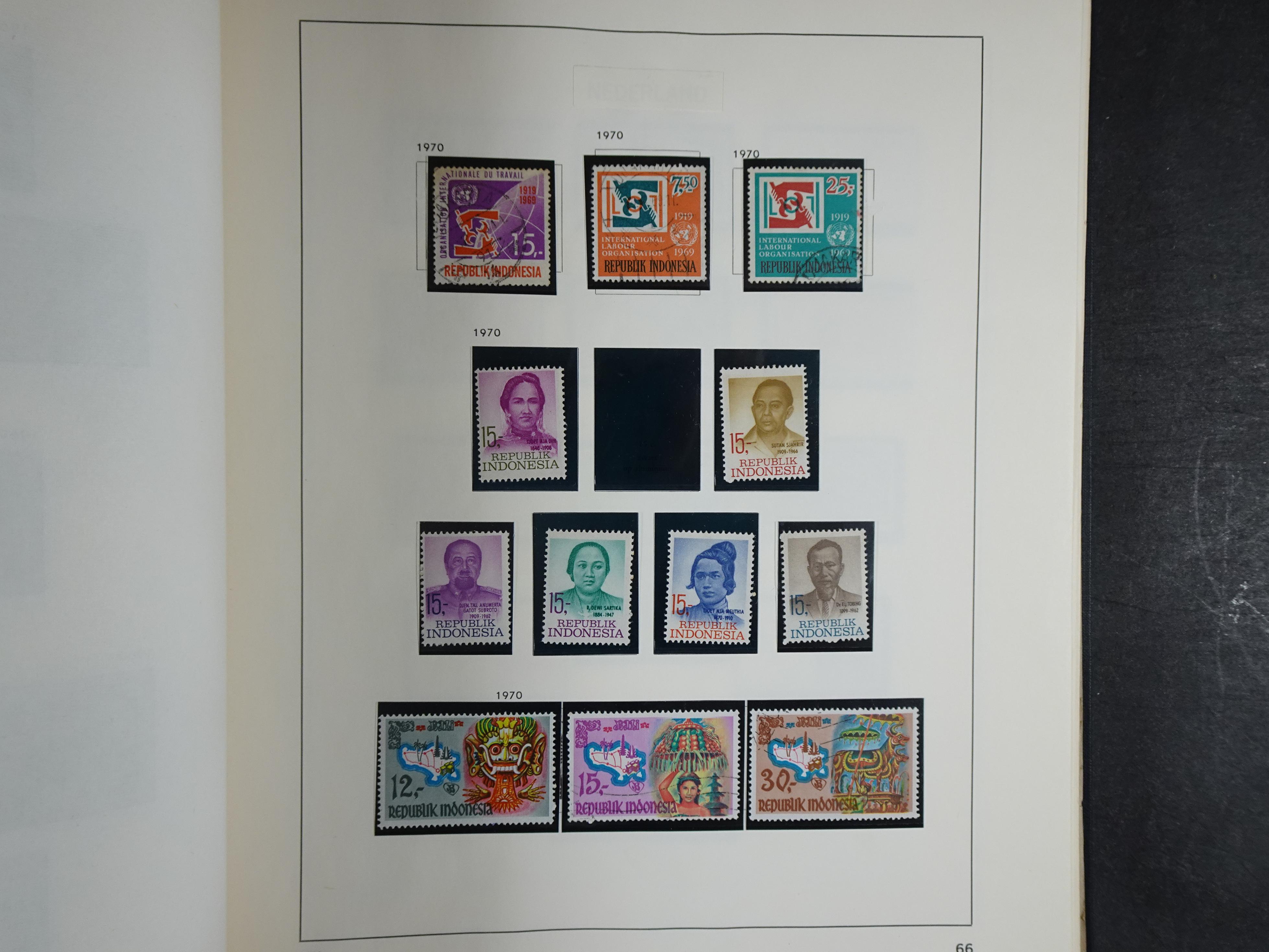 Leuke collectie met Indonesië. 61