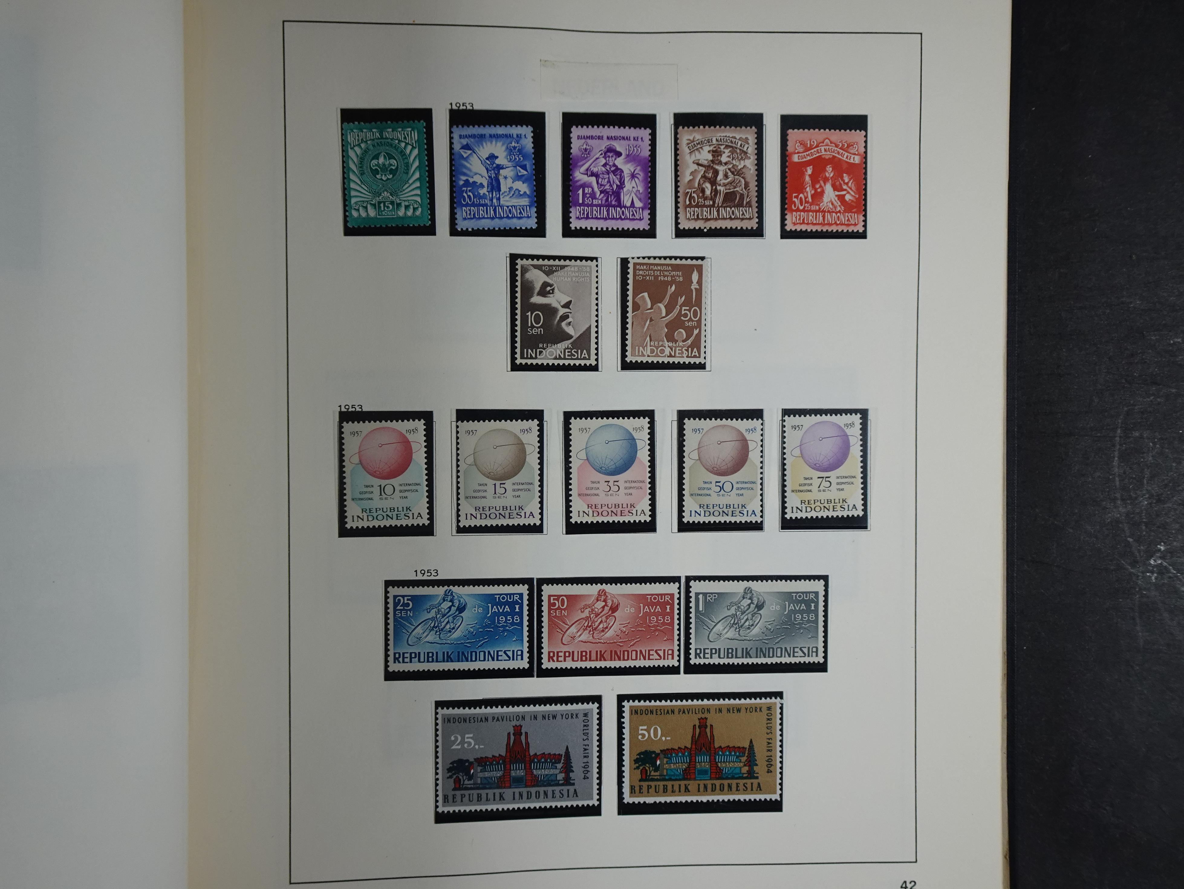 Leuke collectie met Indonesië. 65
