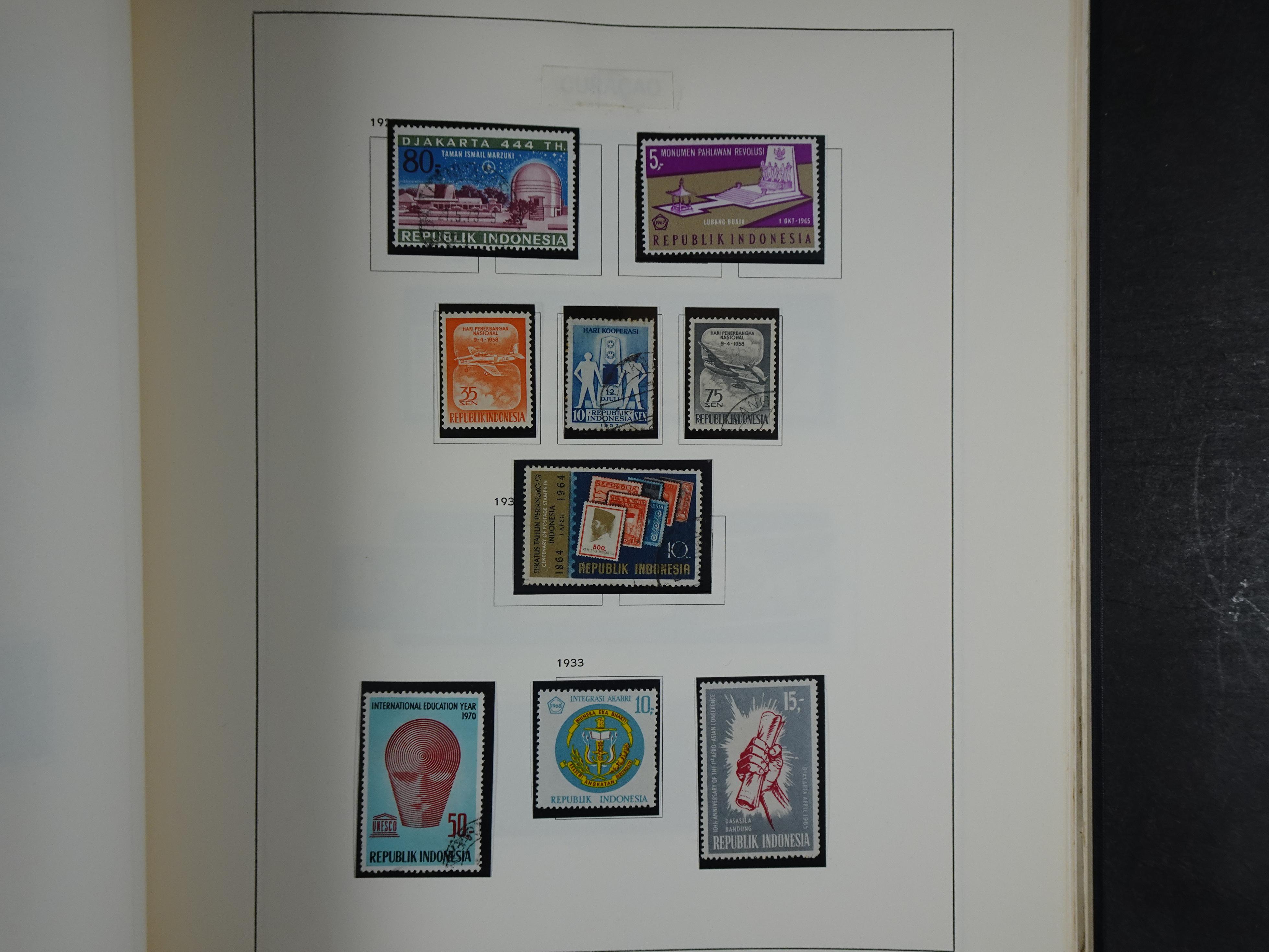 Leuke collectie met Indonesië. 69