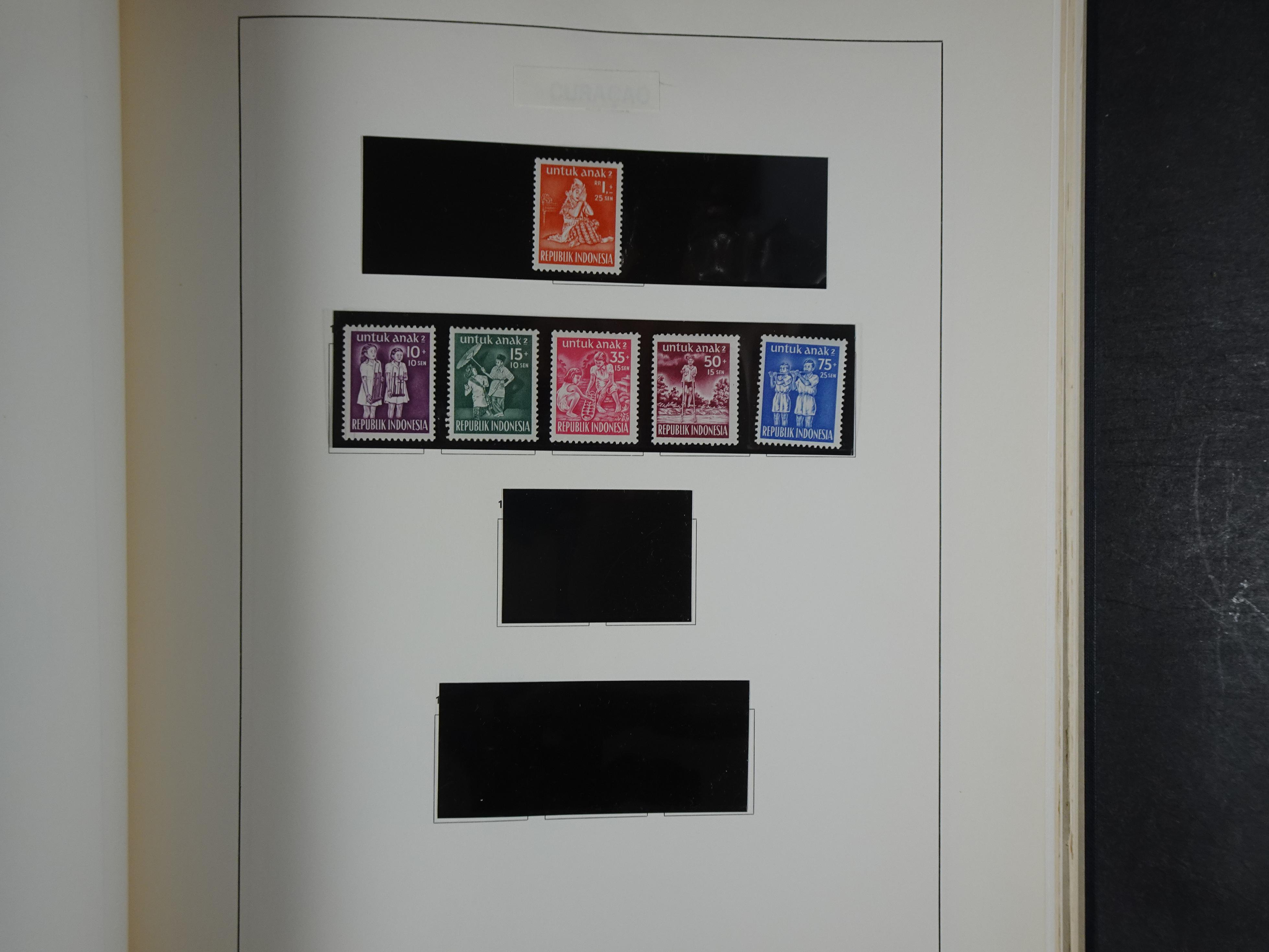 Leuke collectie met Indonesië. 71