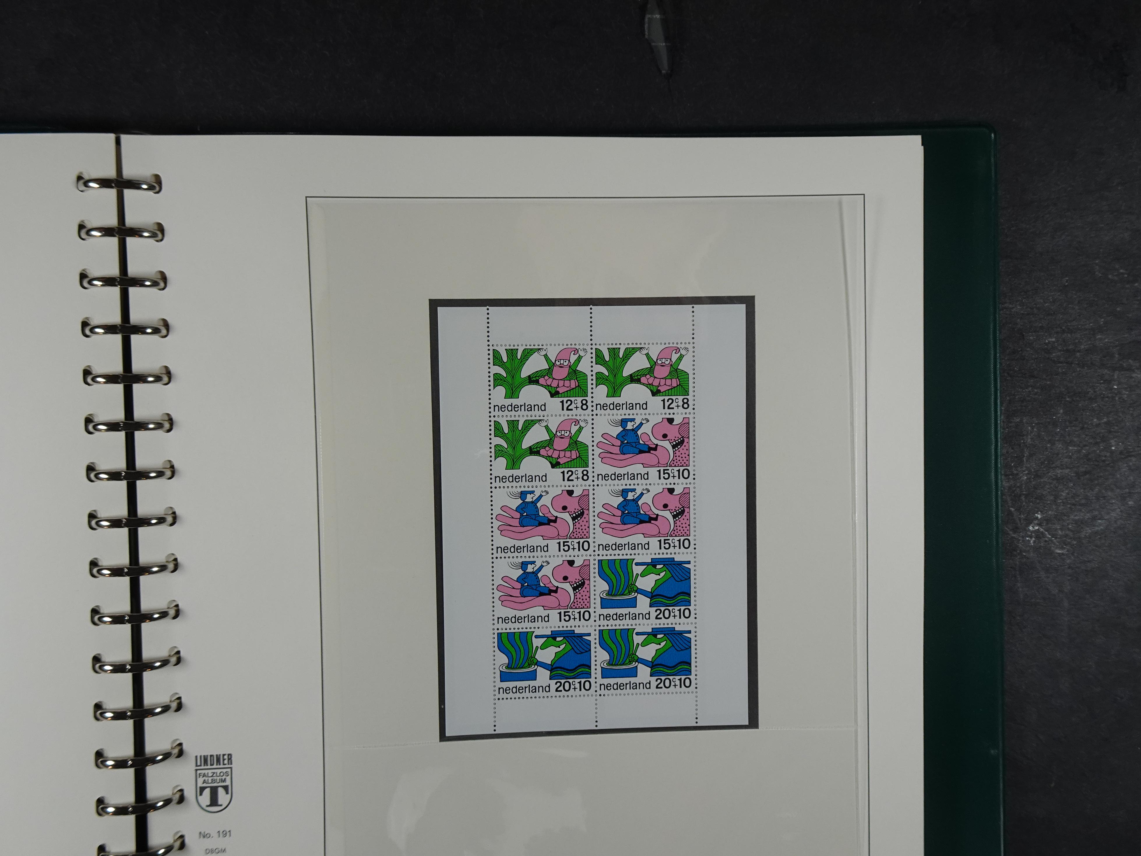 Meest postfrisse collectie. 30