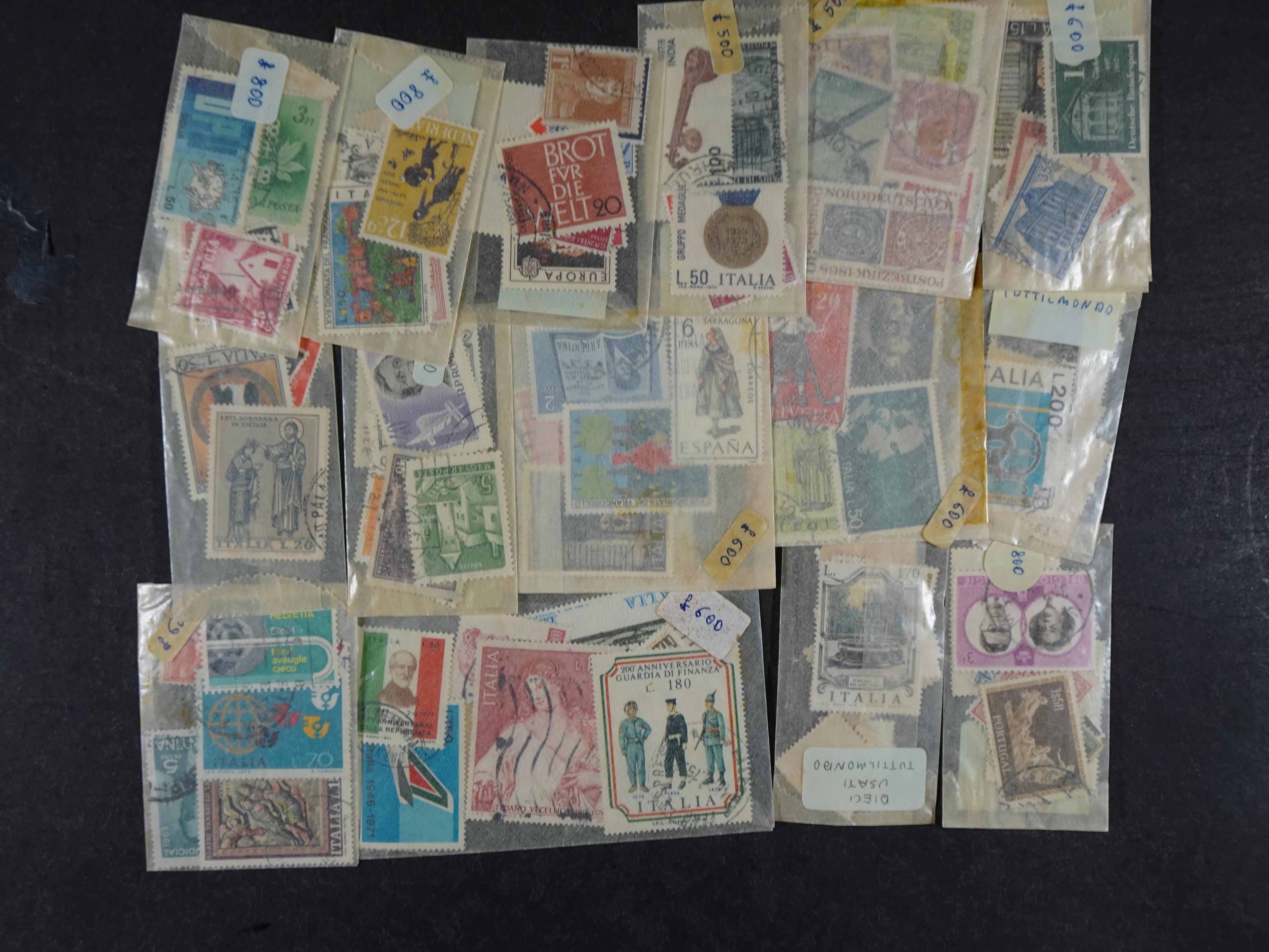 Gehele wereld in zakjes groten deels postfris. 5