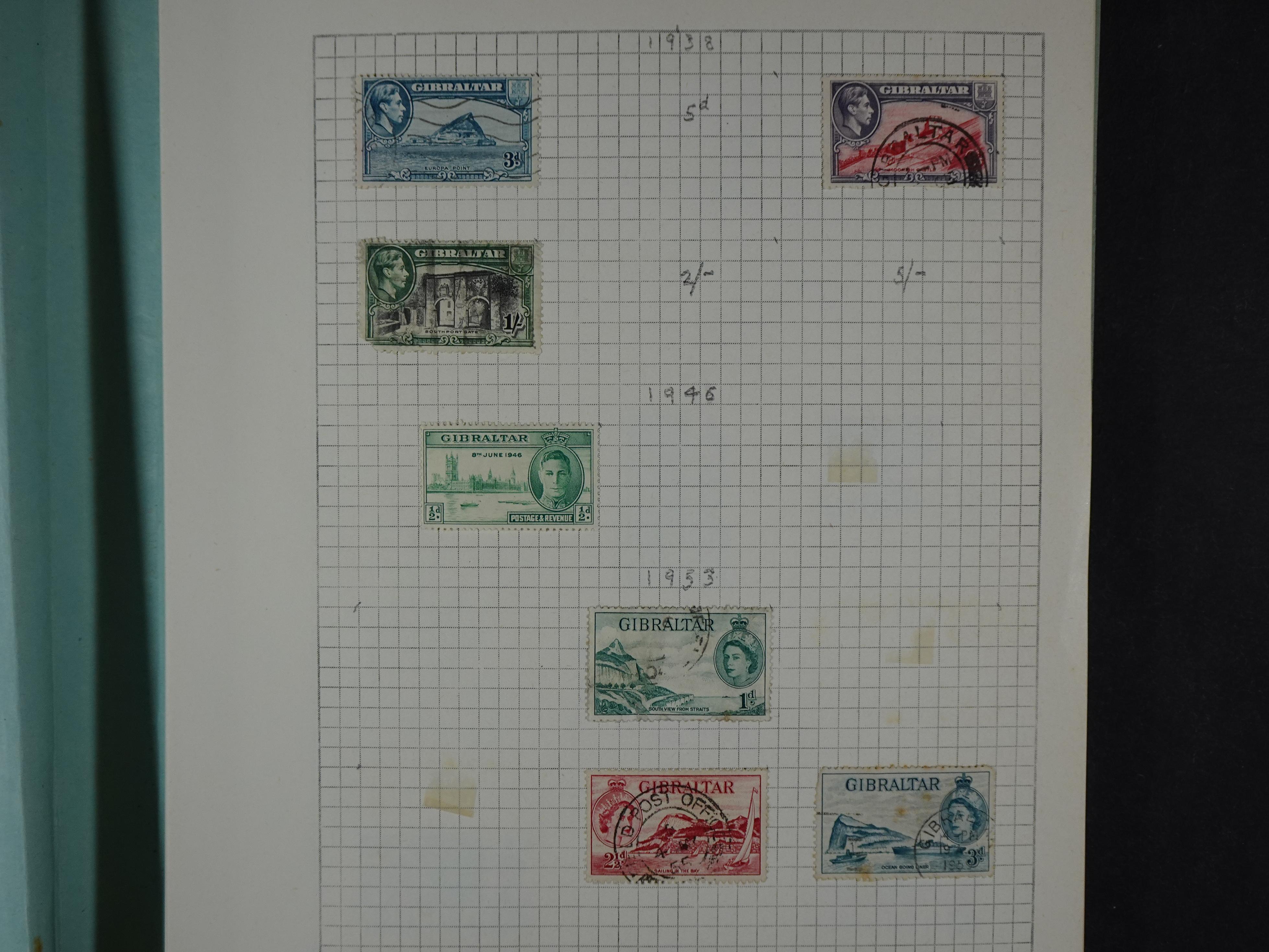 Aardige collectie met betere zegels. 23