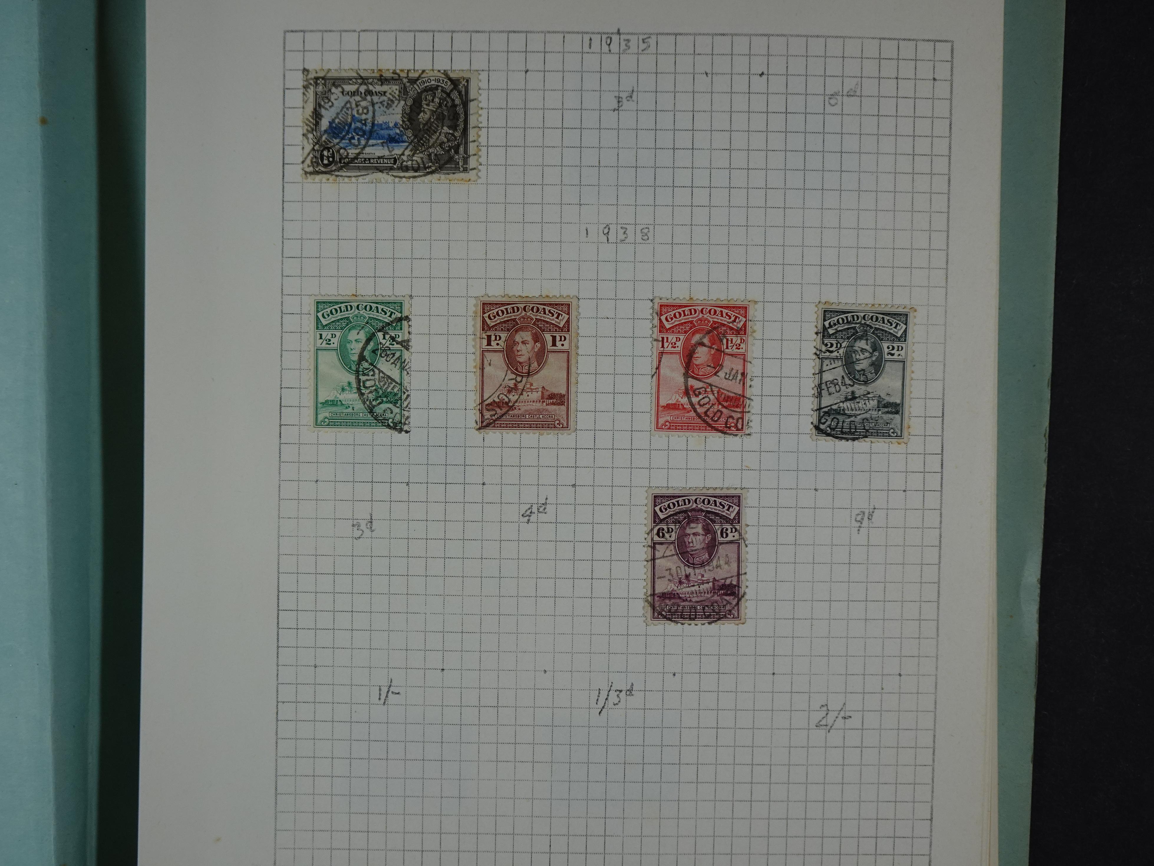 Aardige collectie met betere zegels. 28