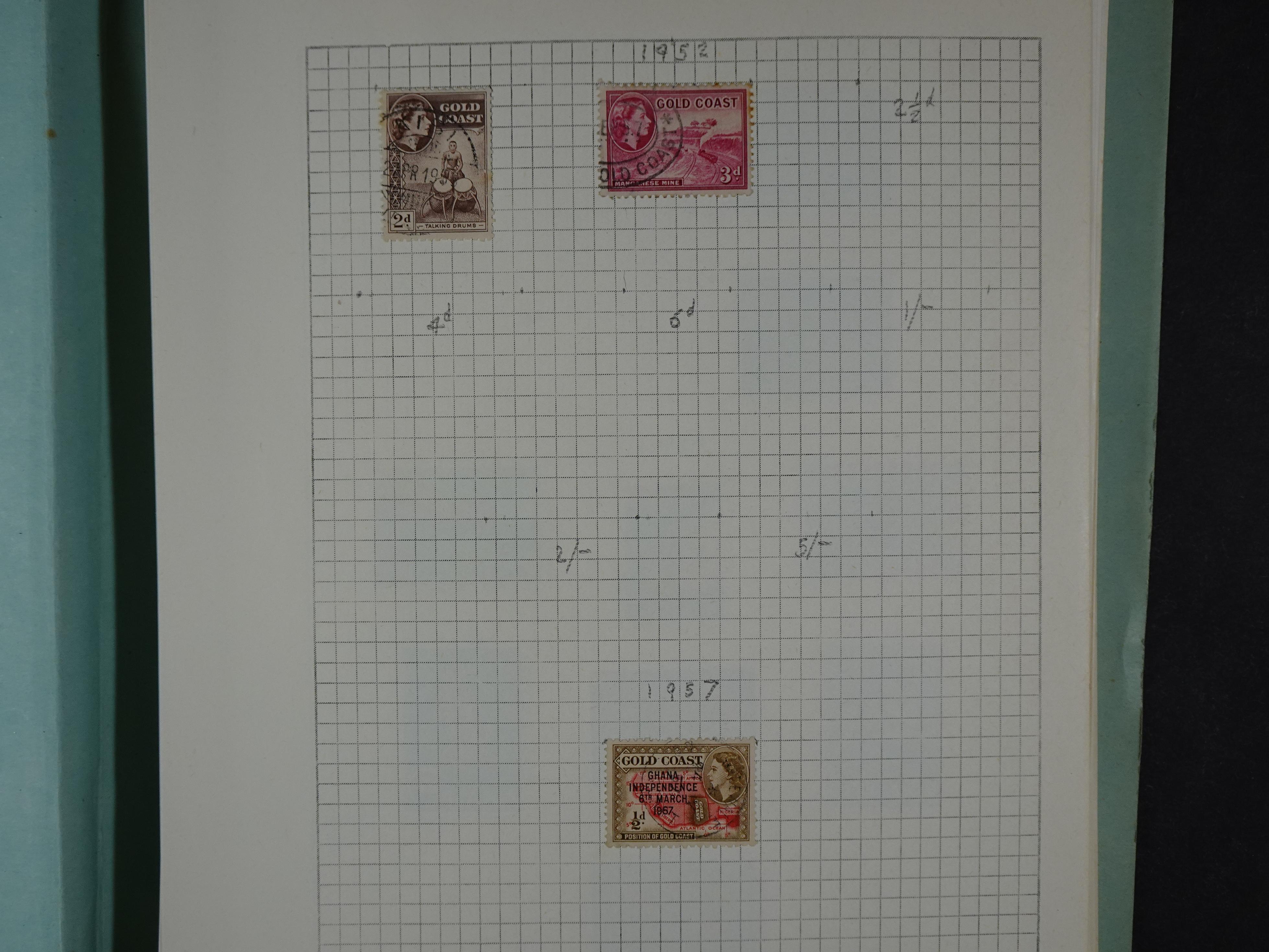 Aardige collectie met betere zegels. 30